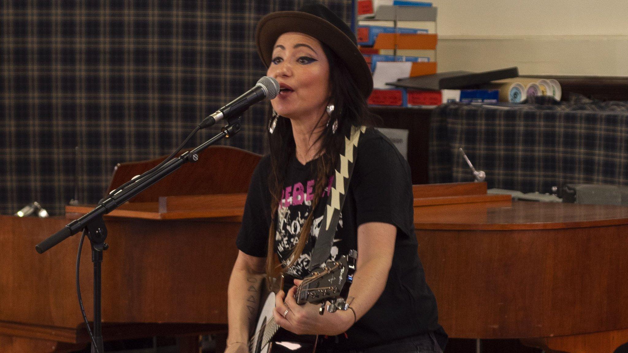 KT Tunstall at High School of Dundee