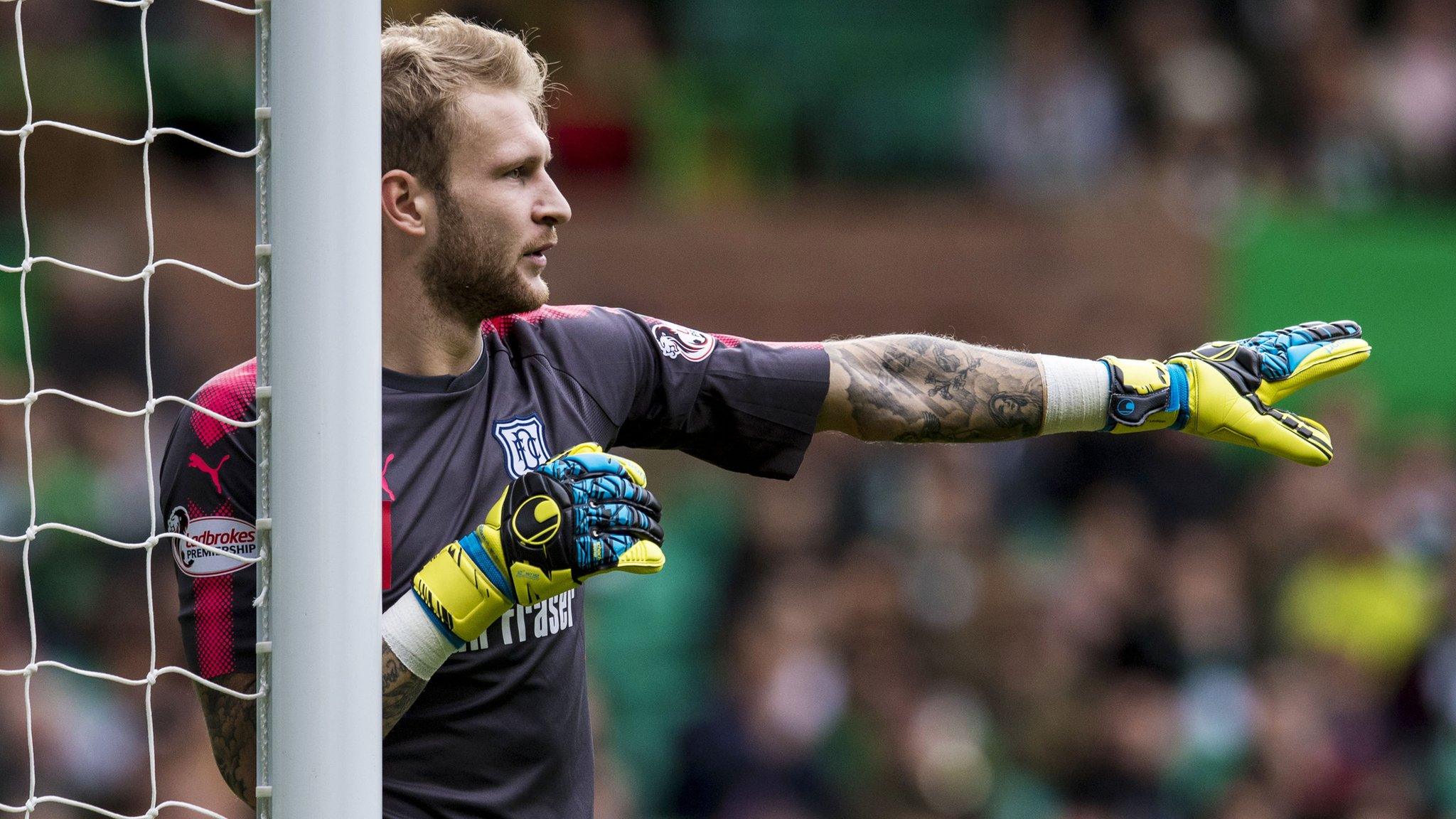 Hibernian goalkeeper Scott Bain