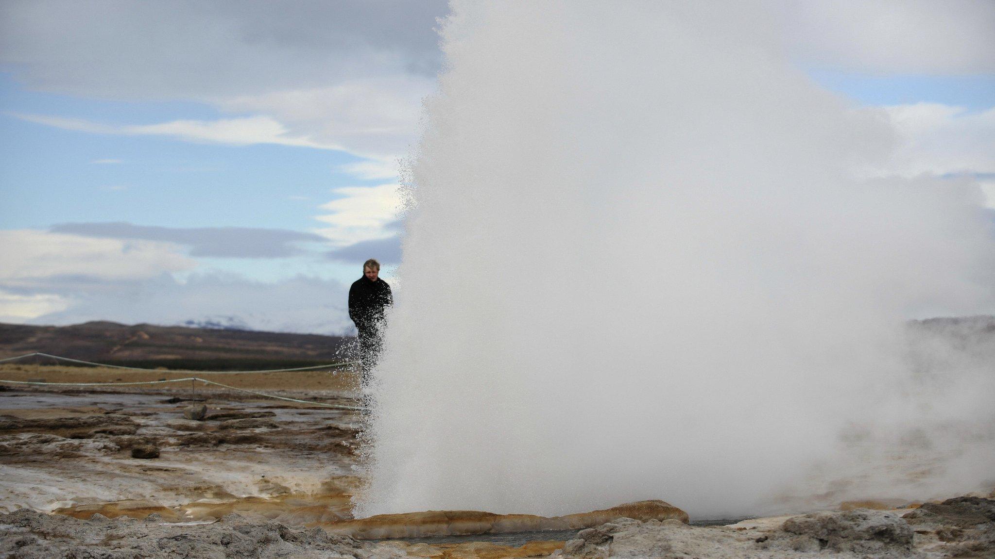 Geyser erupts in Iceland