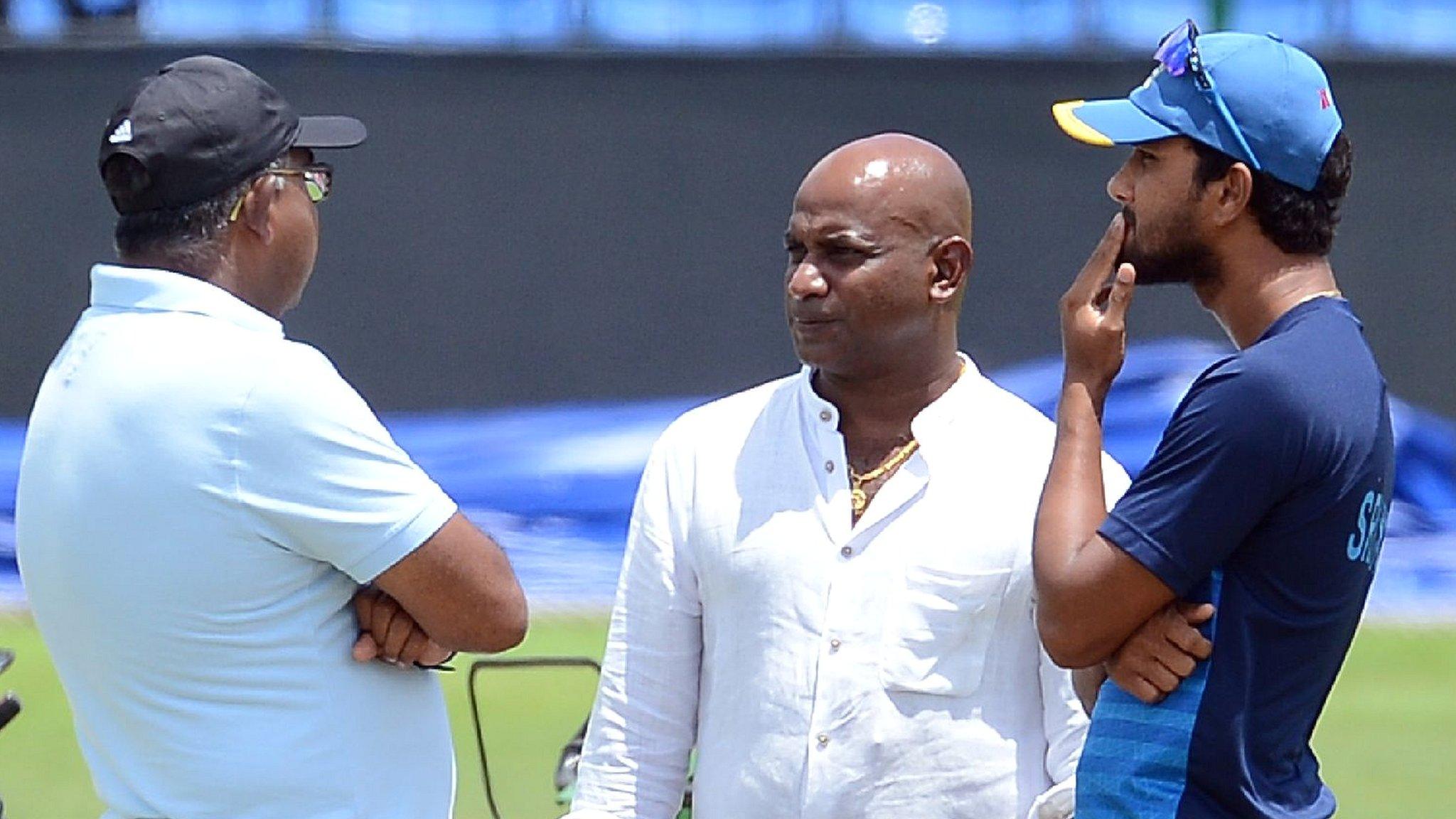 Sri Lanka chief selector Sanath Jayasuriya (centre) with team manager Asanka Gurusinghe and Test captain Dinesh Chandimal