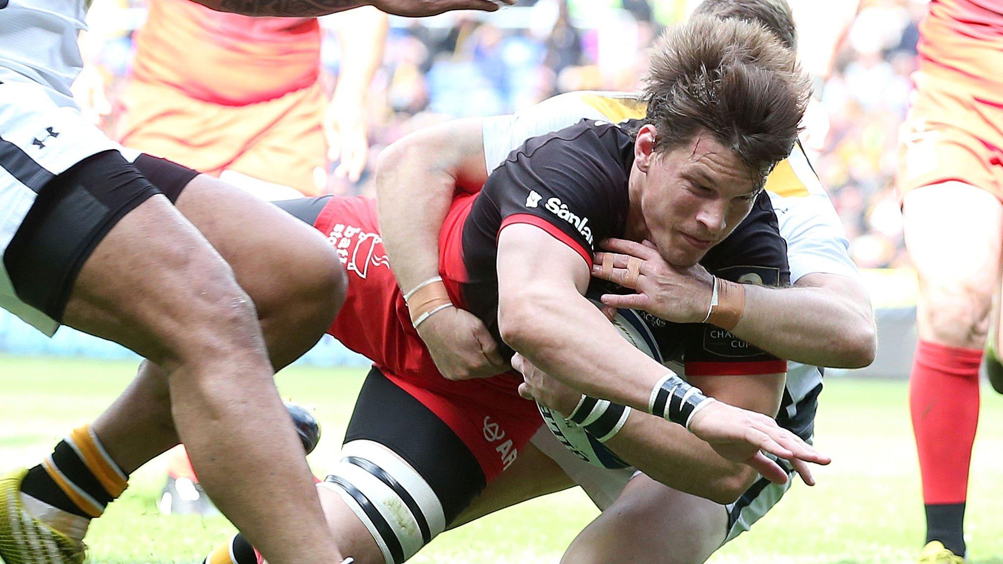 Michael Rhodes scores a try for Saracens