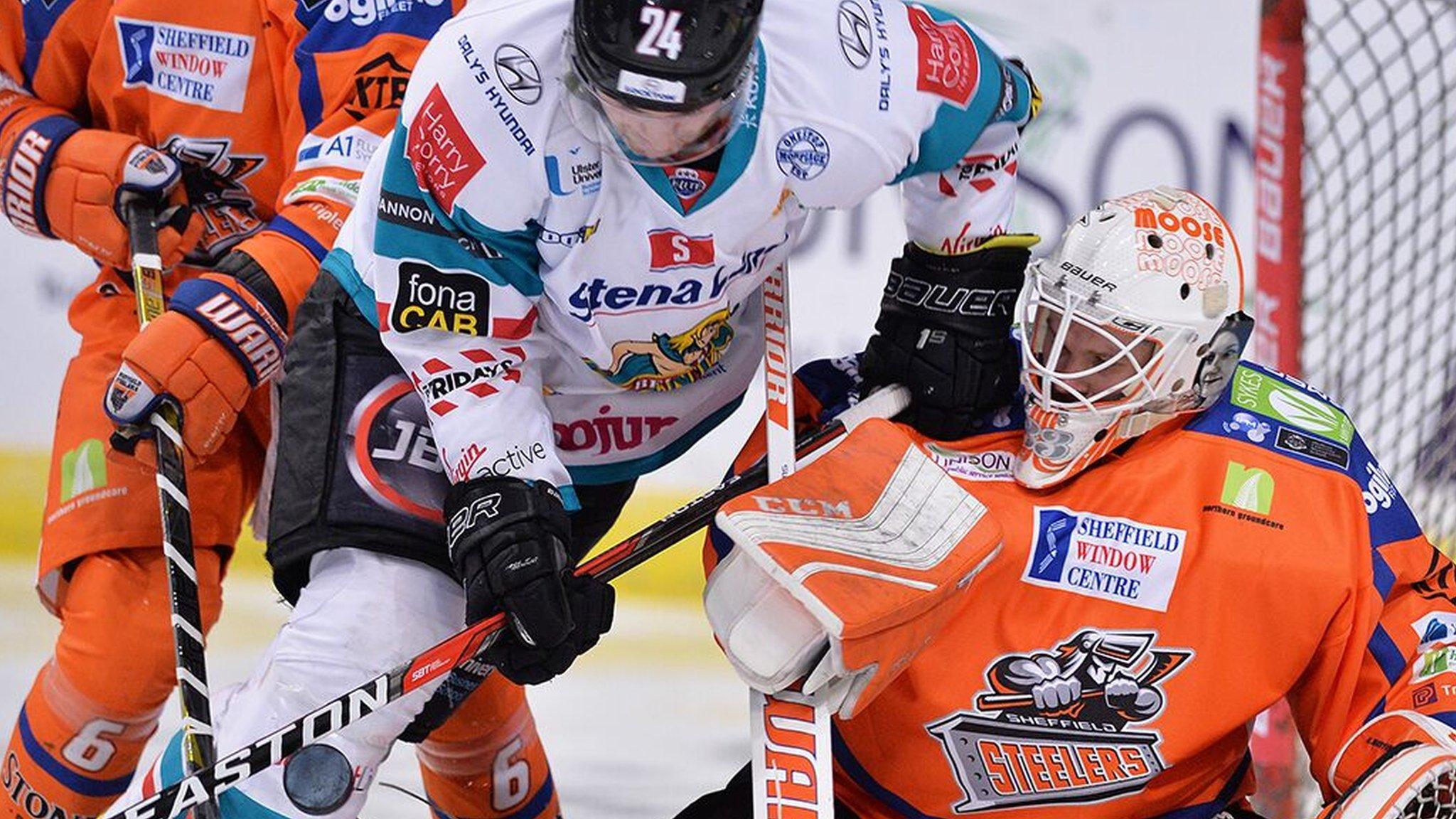 Giants forward Jonathan Ferland threatens the Steelers goal