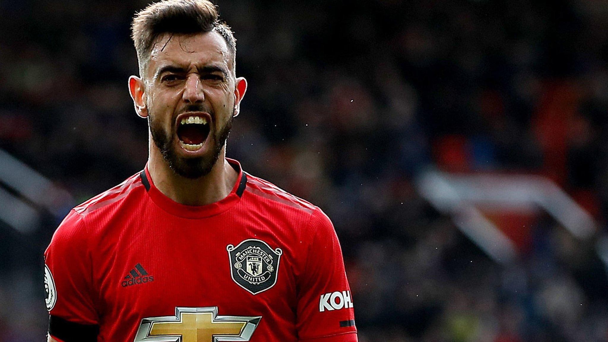 Bruno Fernandes celebrates scoring a penalty for Manchester United