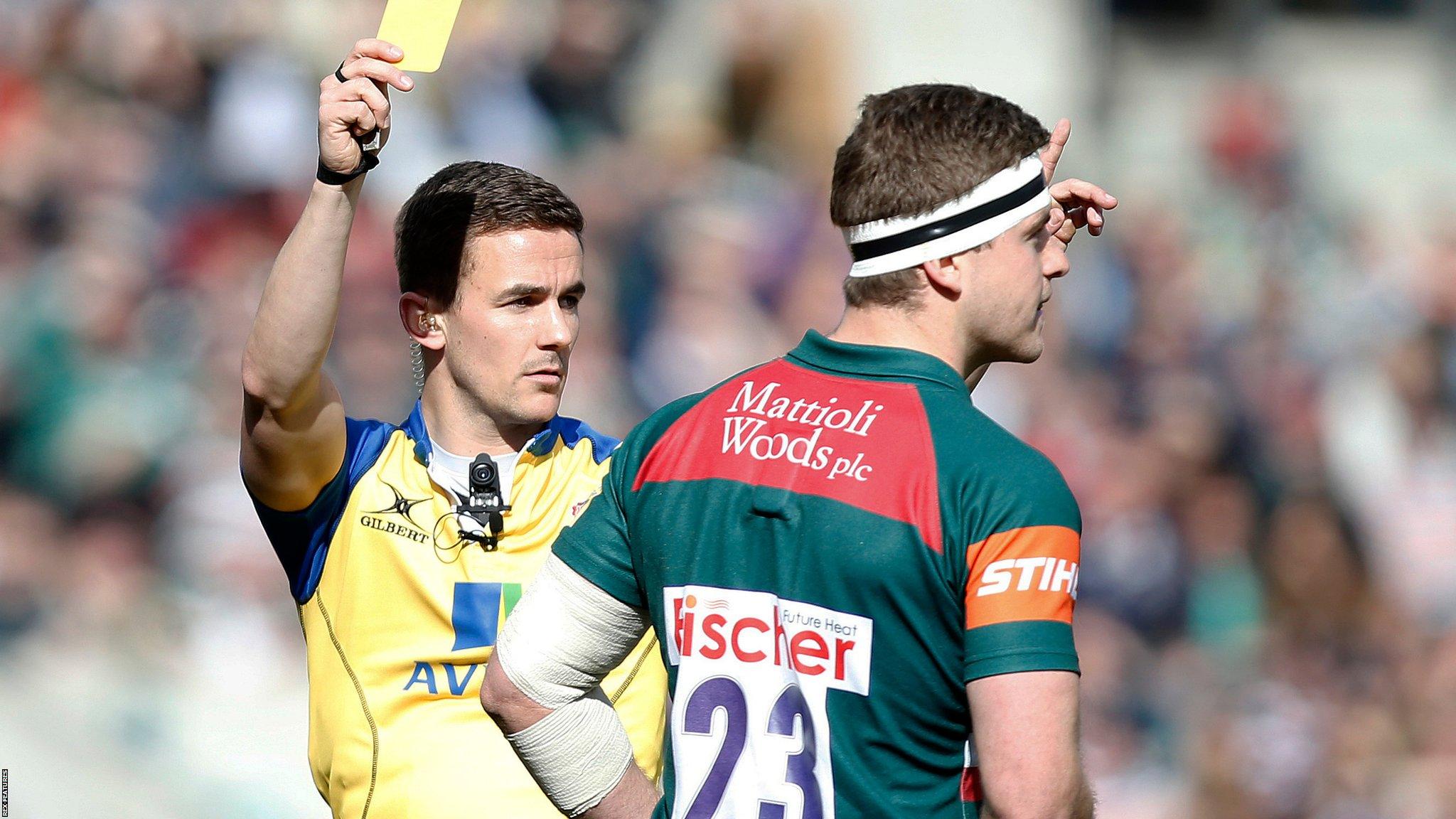 Wasps scored eight points while Nick Malouf was off the pitch following his 21st-minute yellow card from referee Luke Pearce