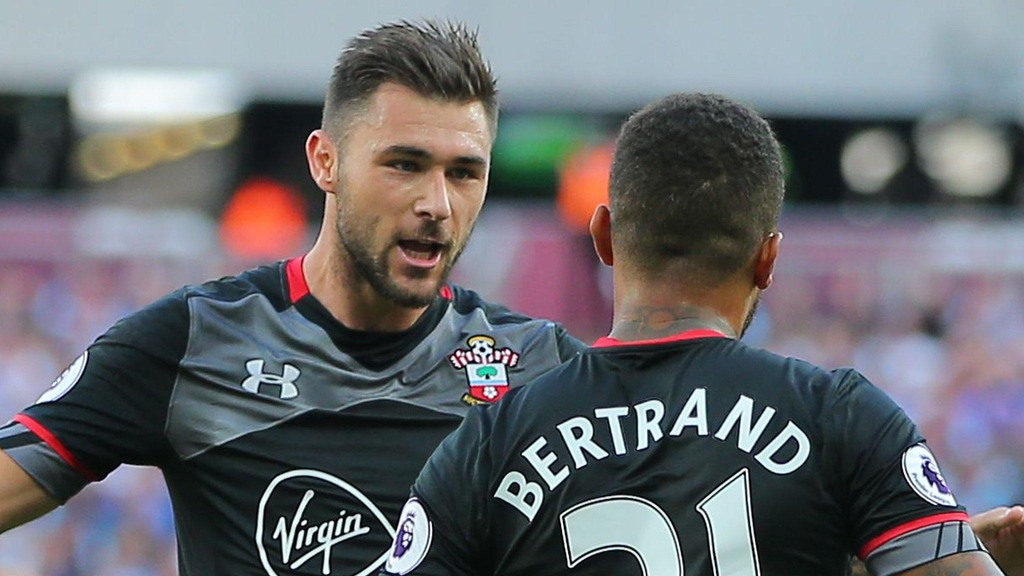 Charlie Austin (left) and Ryan Bertrand