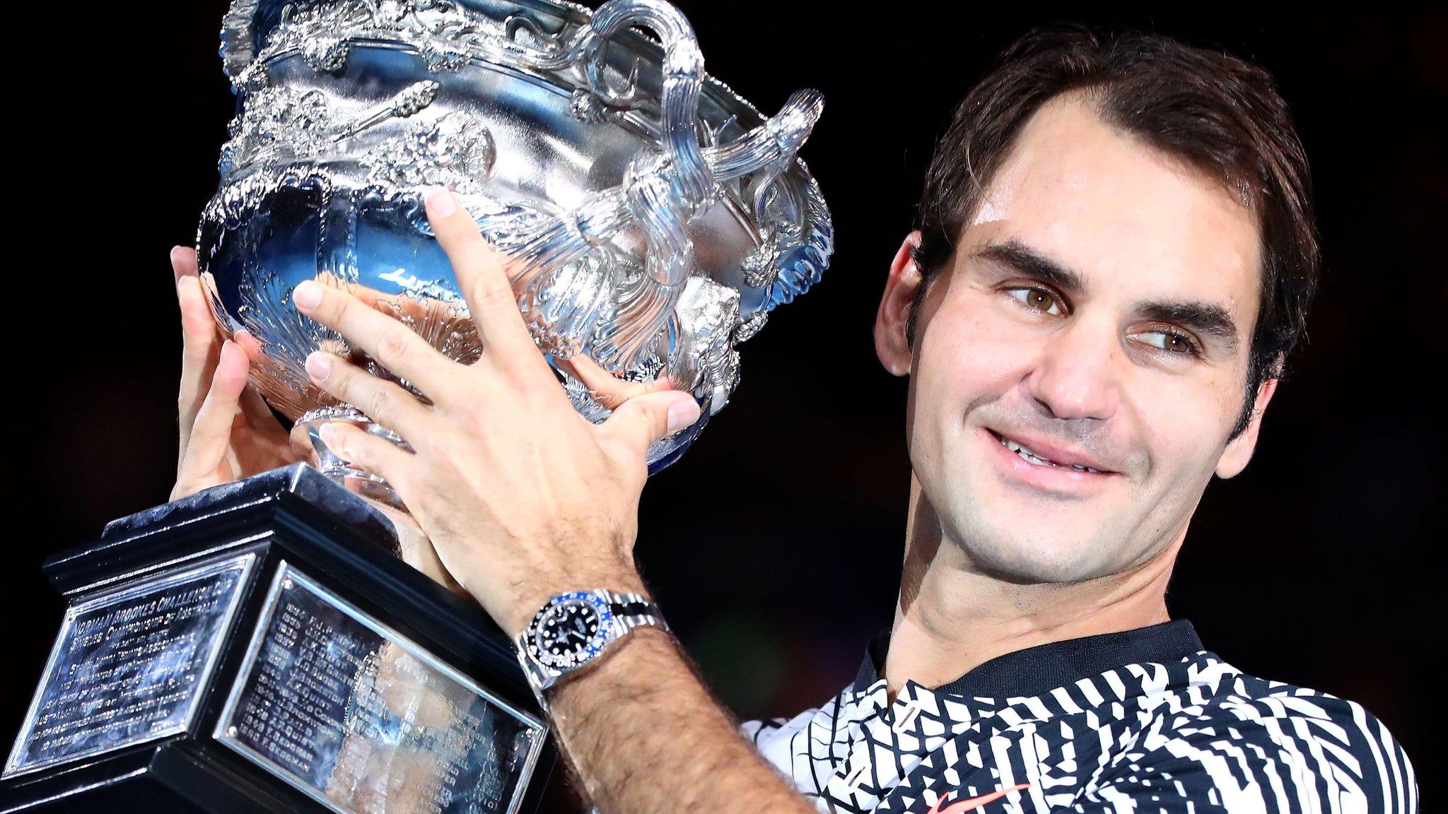 Roger Federer celebrates victory