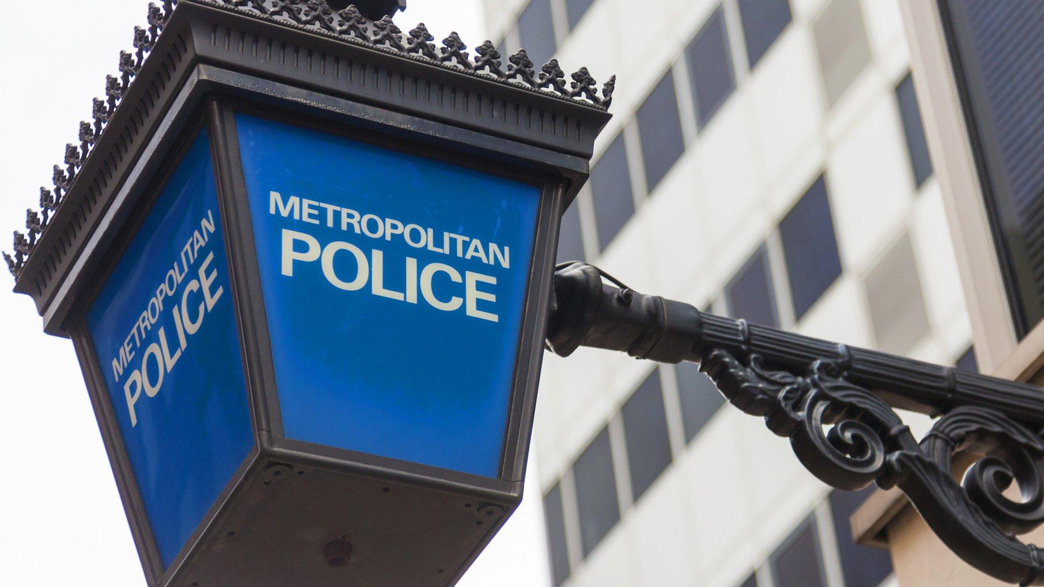 A Met police sign