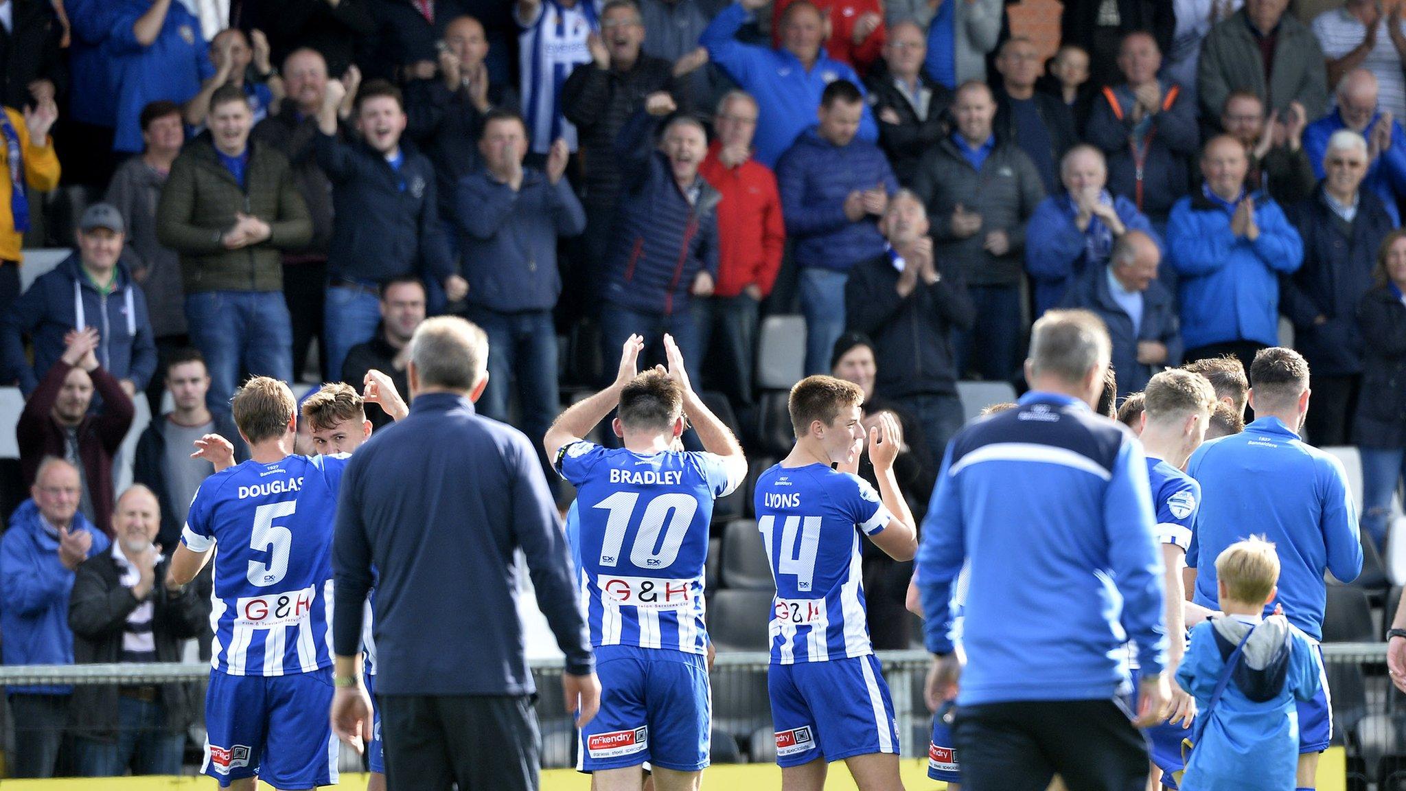 Table-topping Coleraine show their appreciation to Bannsiders fans