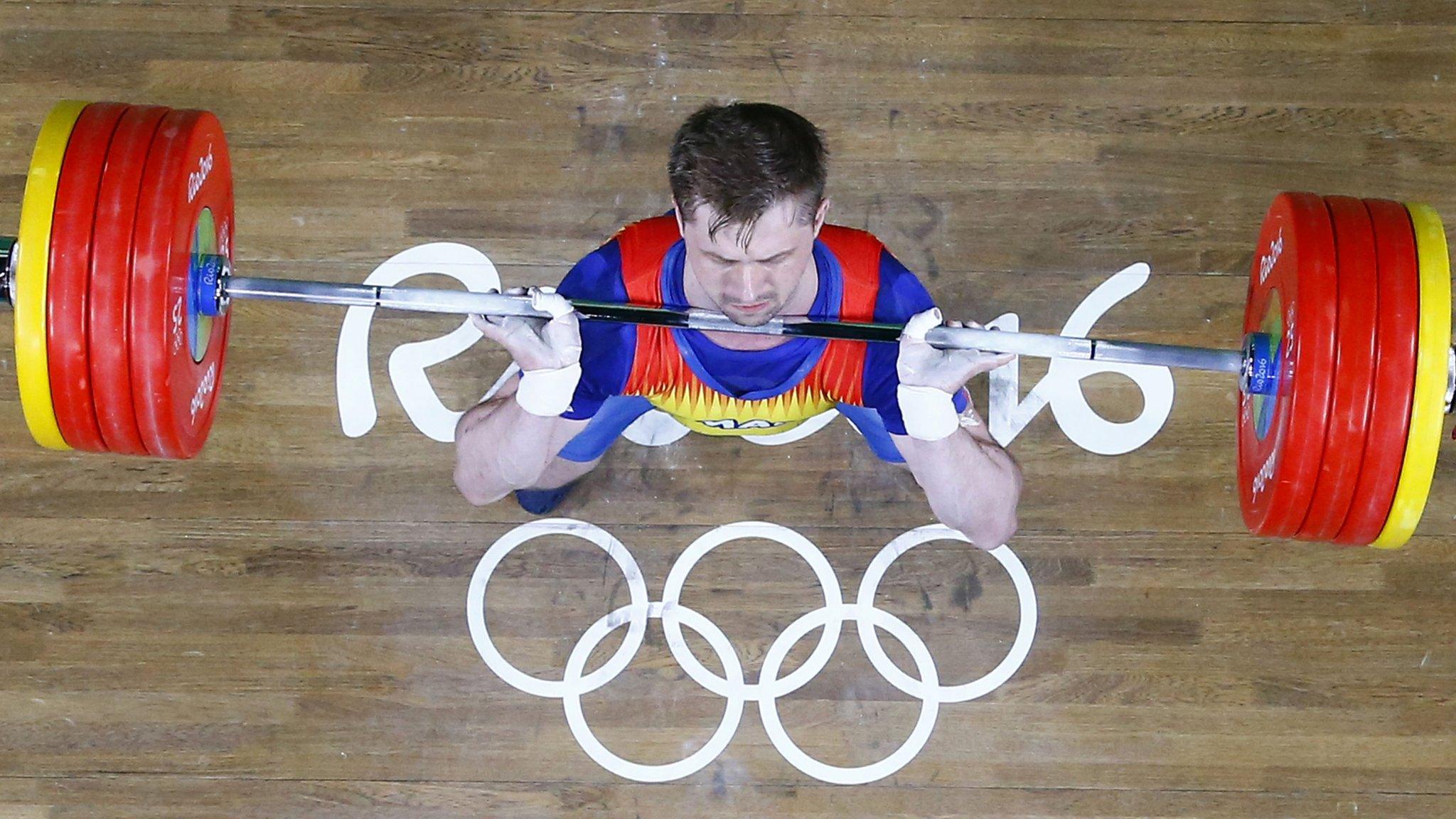 Gabriel Sincraian lifting during the Rio 2016 Olympic Games