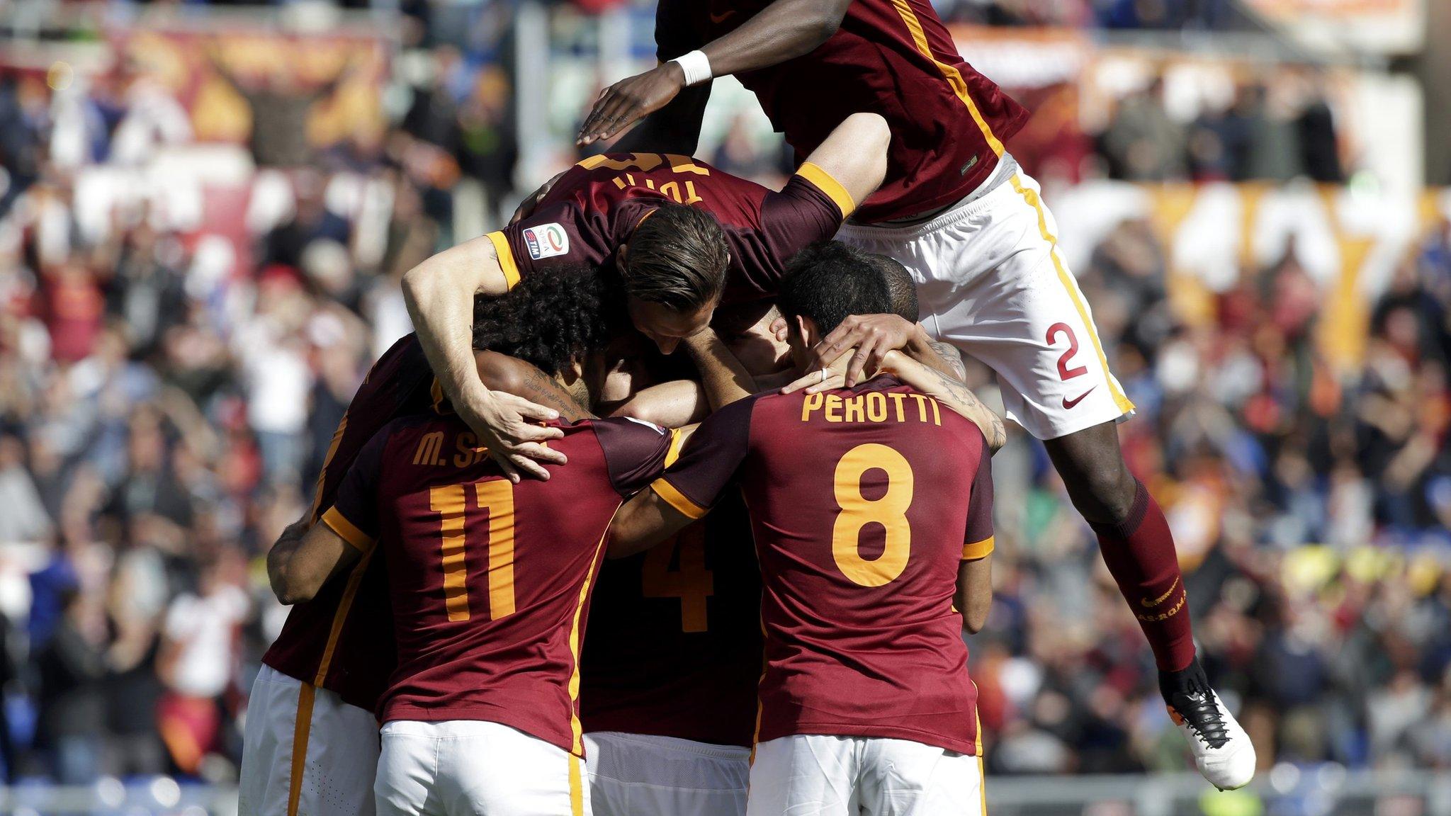 Roma celebrate