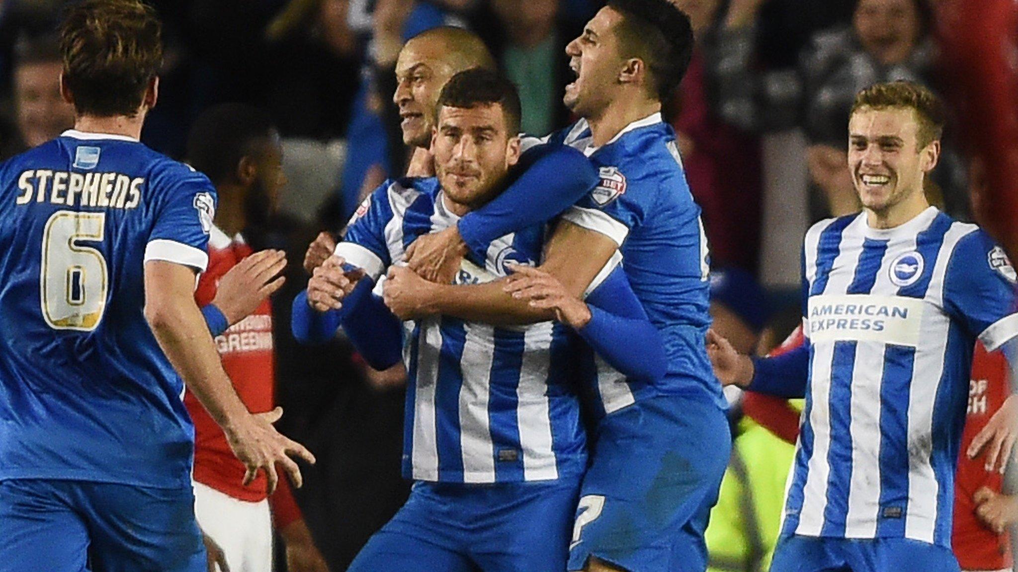 Brighton celebrate Tomer Hemed's winner