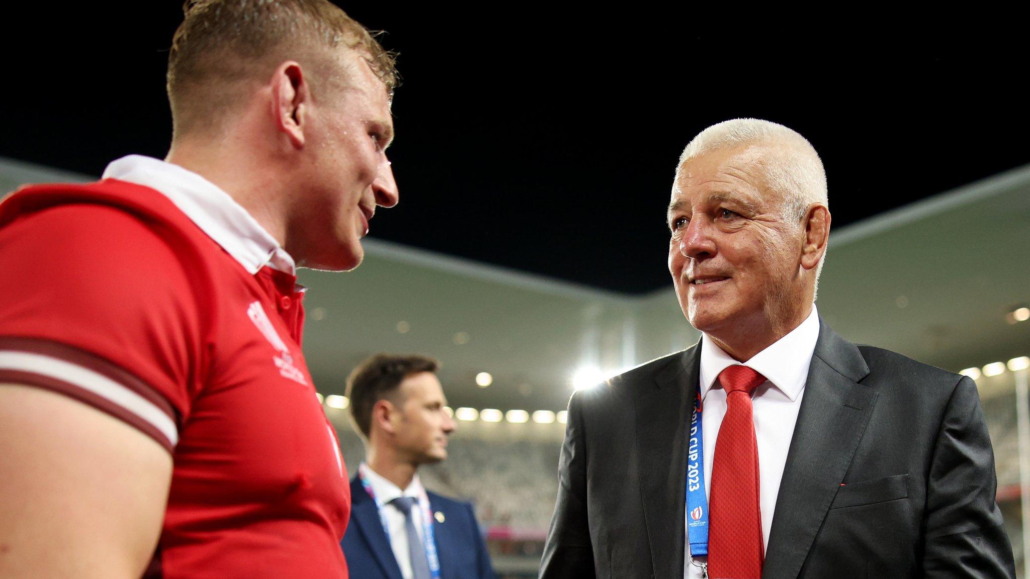 Warren Gatland celebrates with Jac Morgan after the final whistle