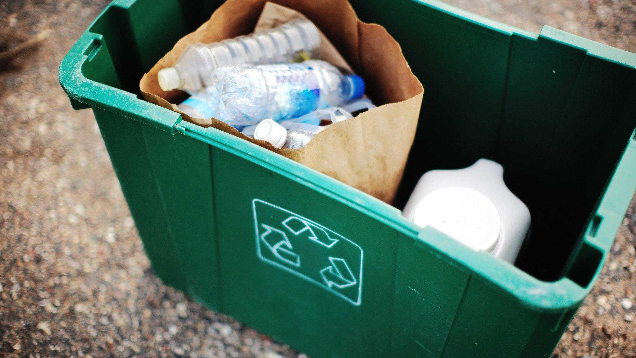 Recycling bin