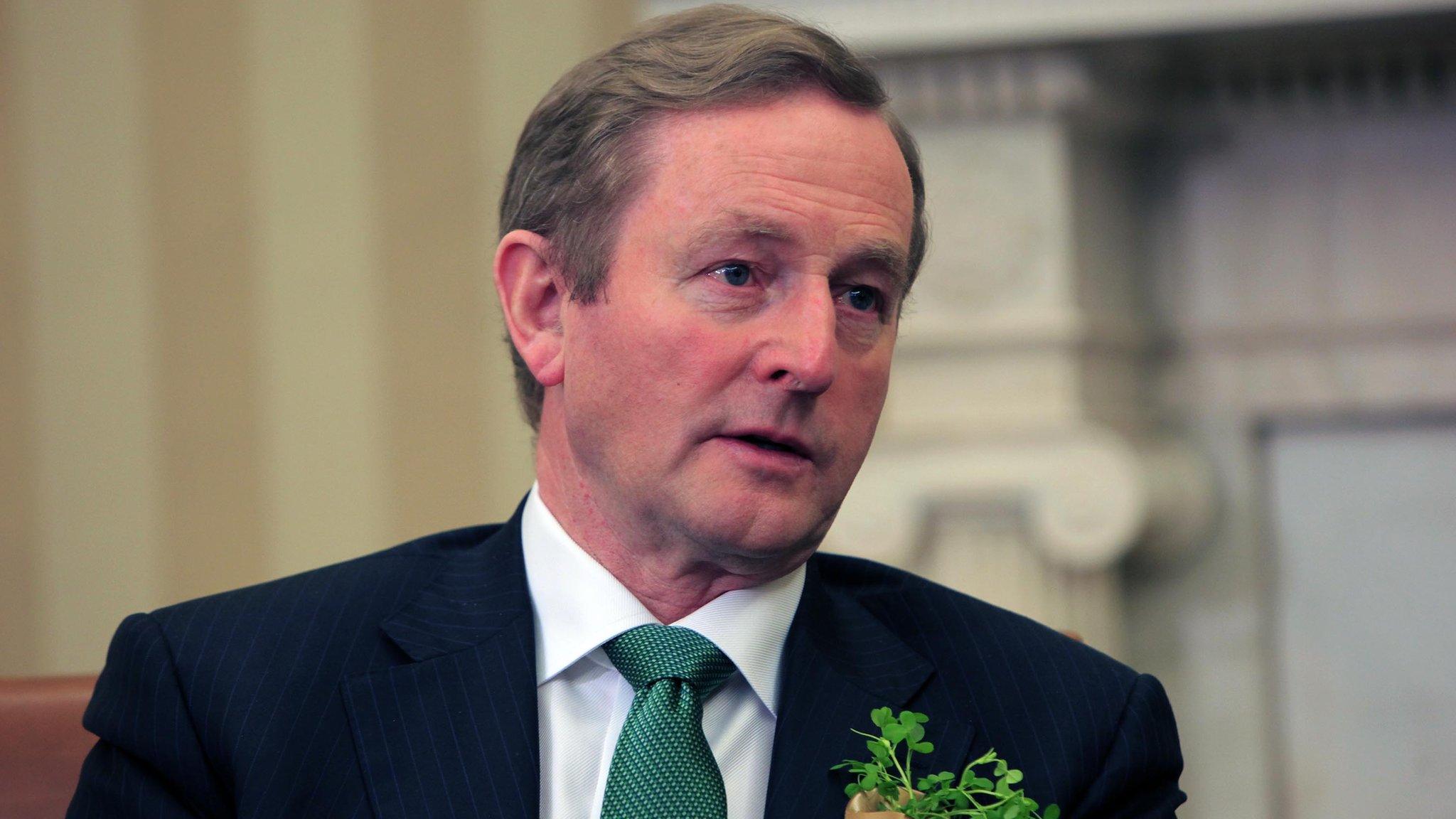 Enda Kenny speaks in the Oval Office March 17, 2015 in Washington