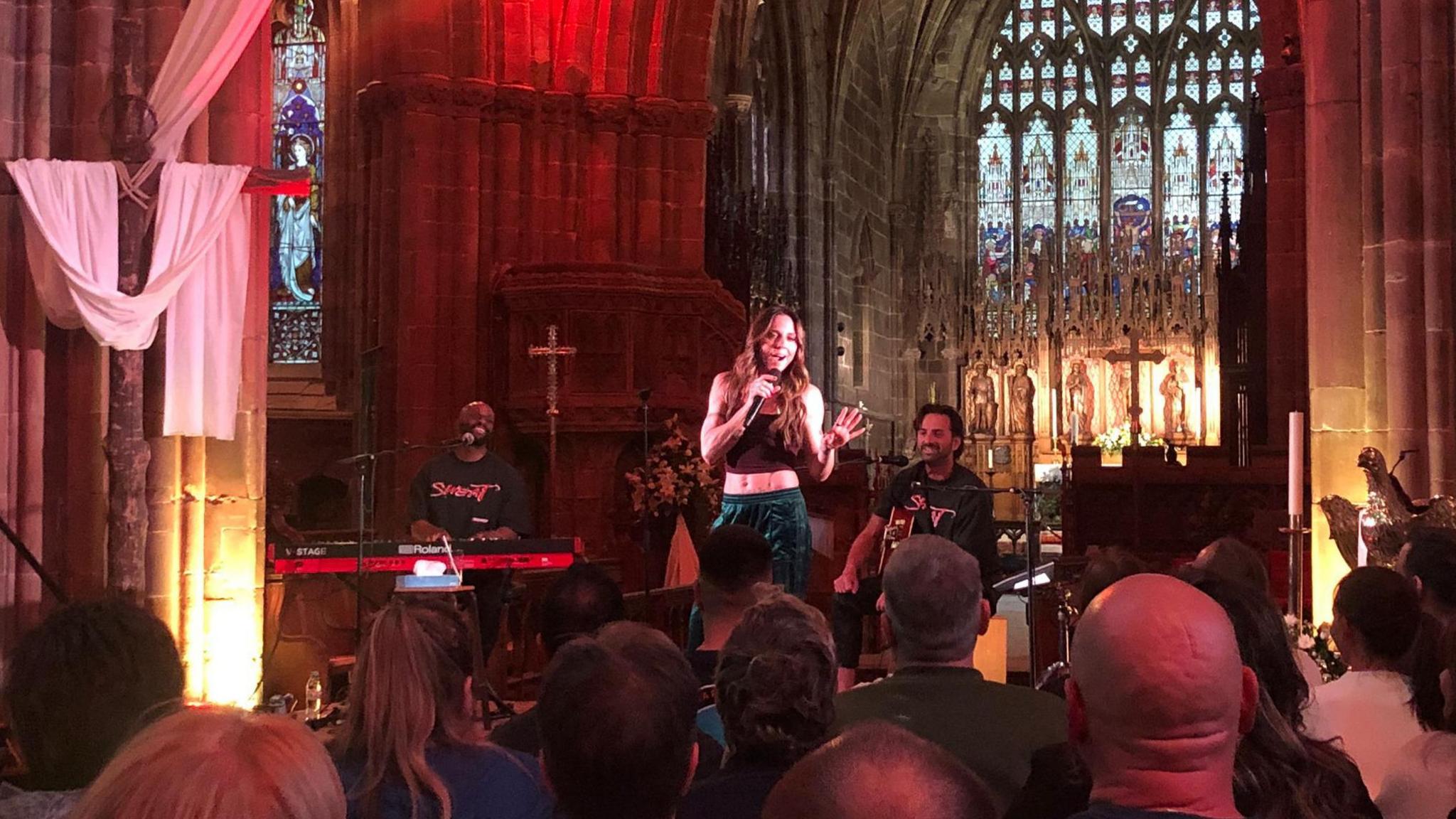 Spice Girl Melanie C church gig in Nantwich 'really special' for town ...