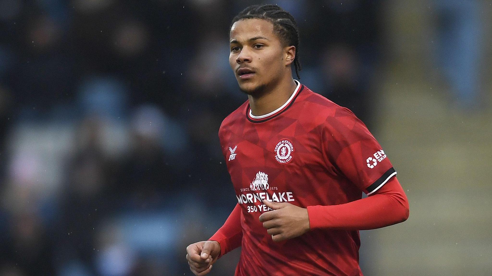 Adrien Thibaut in action for Crewe