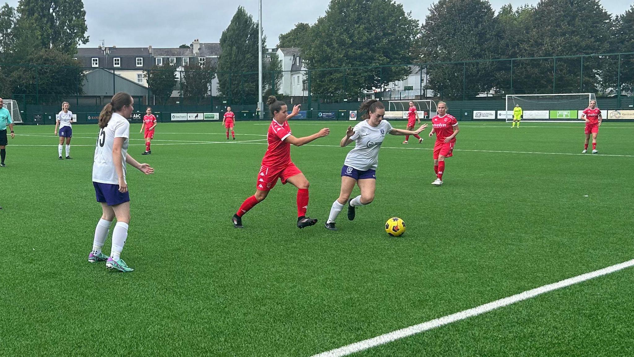 Jersey Bulls Women in action