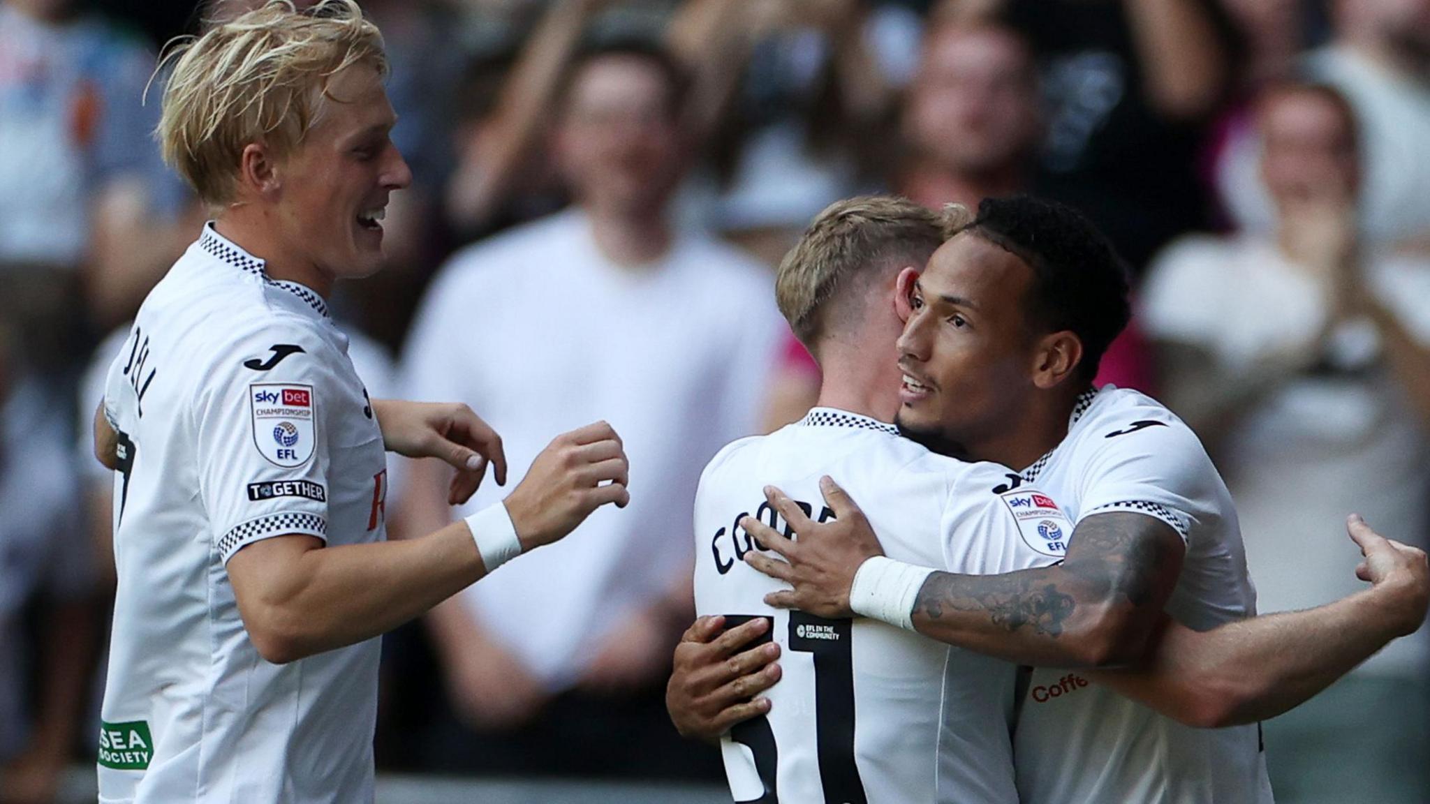 Ronald celebrates his early goal