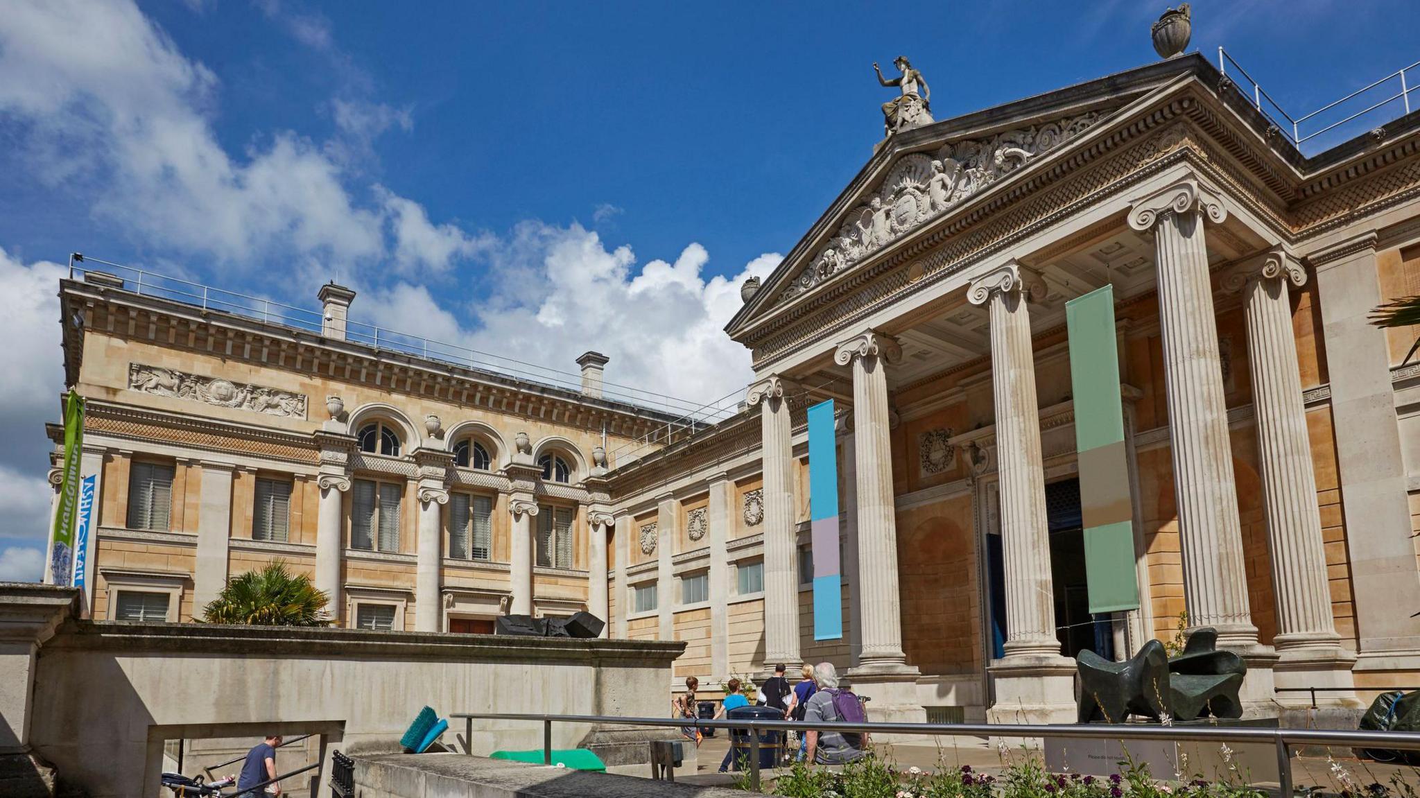 The outside of the Ashmolean Museum