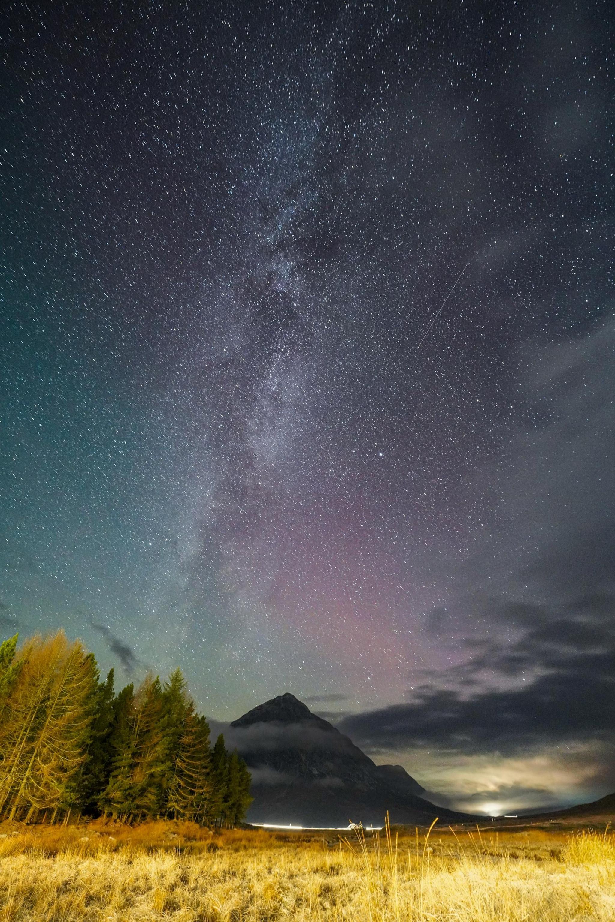 Aurora Borealis above Glencoe 