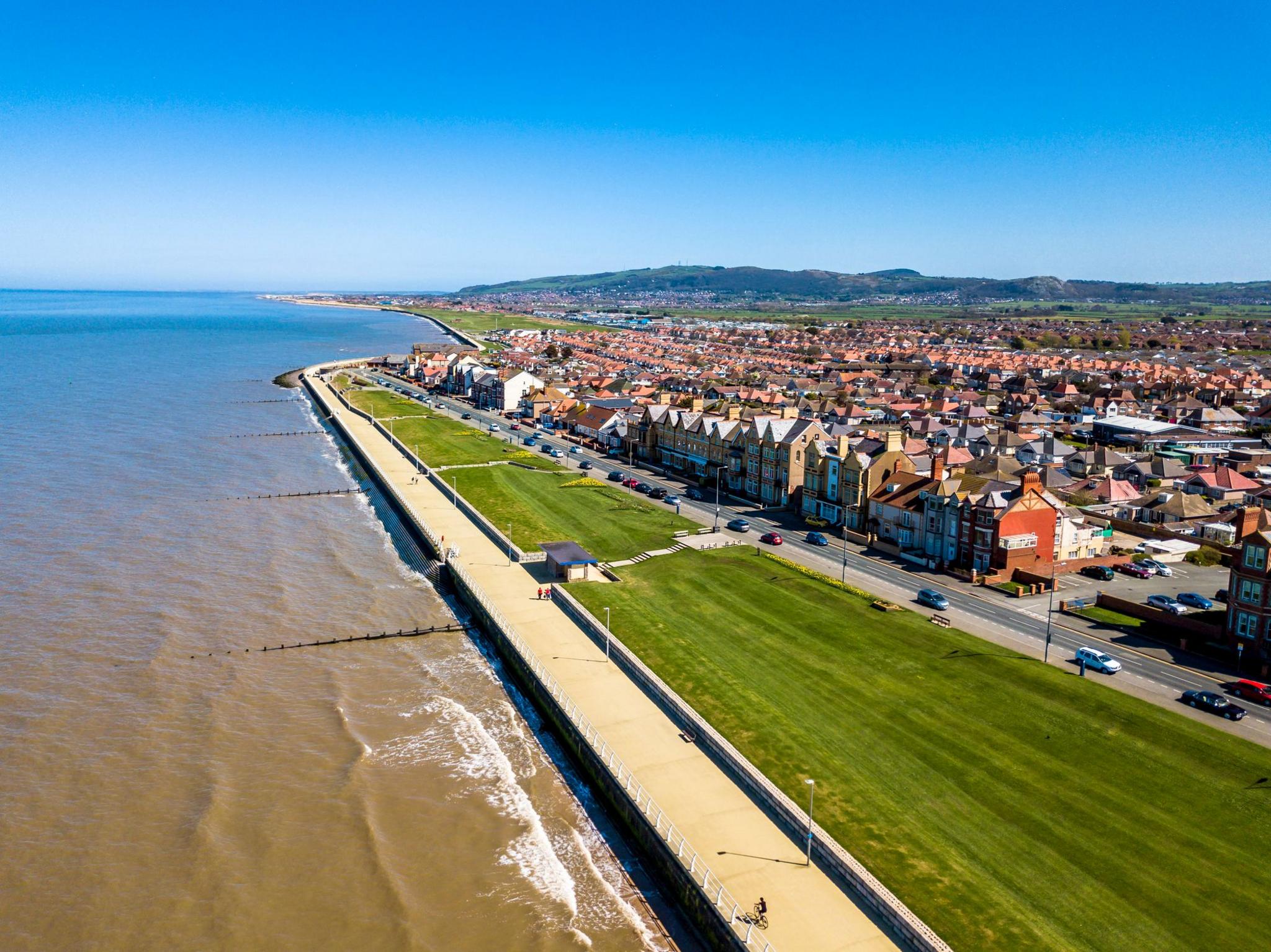 y rhyl