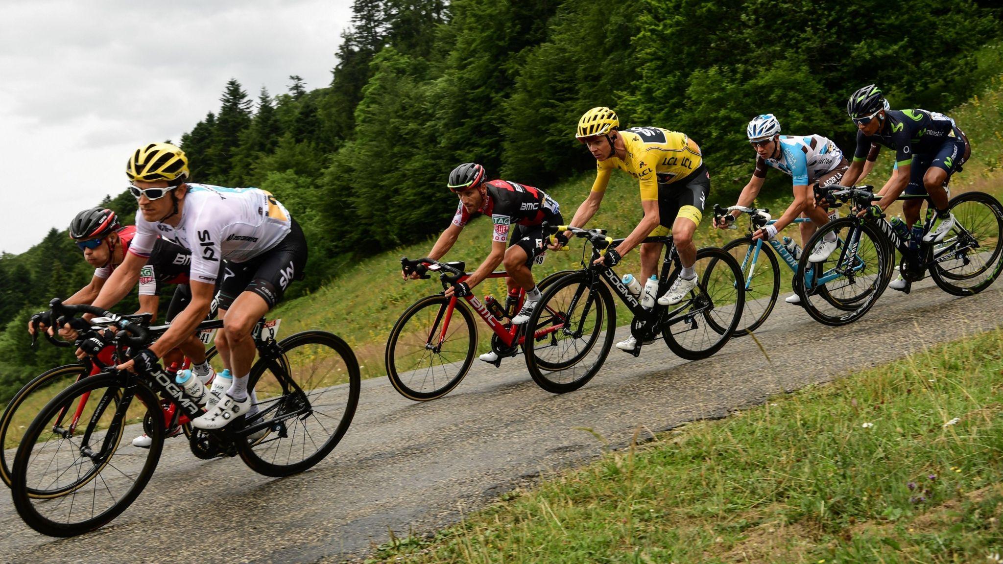 Zerent Thomas 2017 Datas da turnê Richie Porte, Chris Freum, e enfrente uma rua estreita com Chris Freum e outros