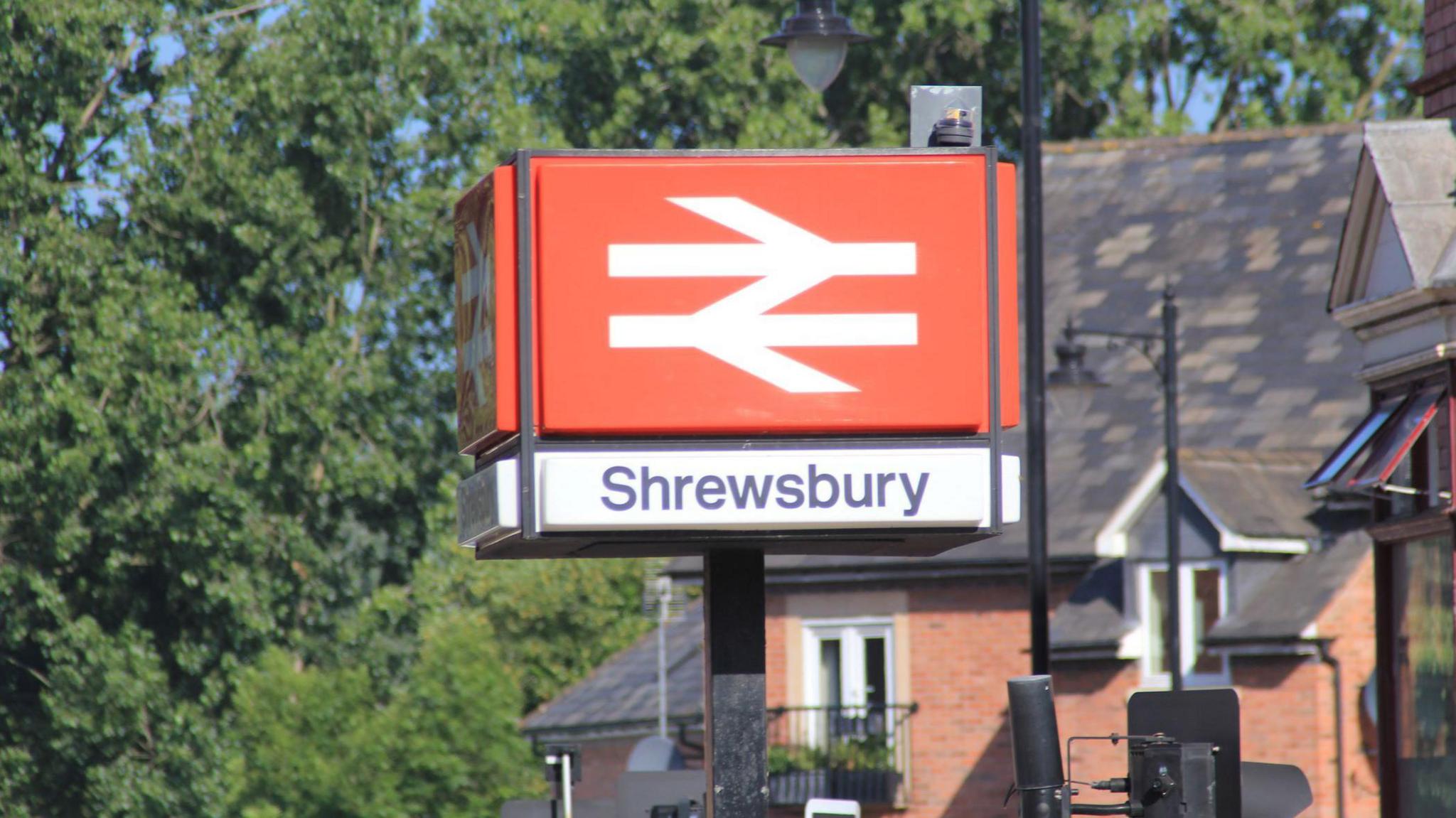 Shrewsbury train station 