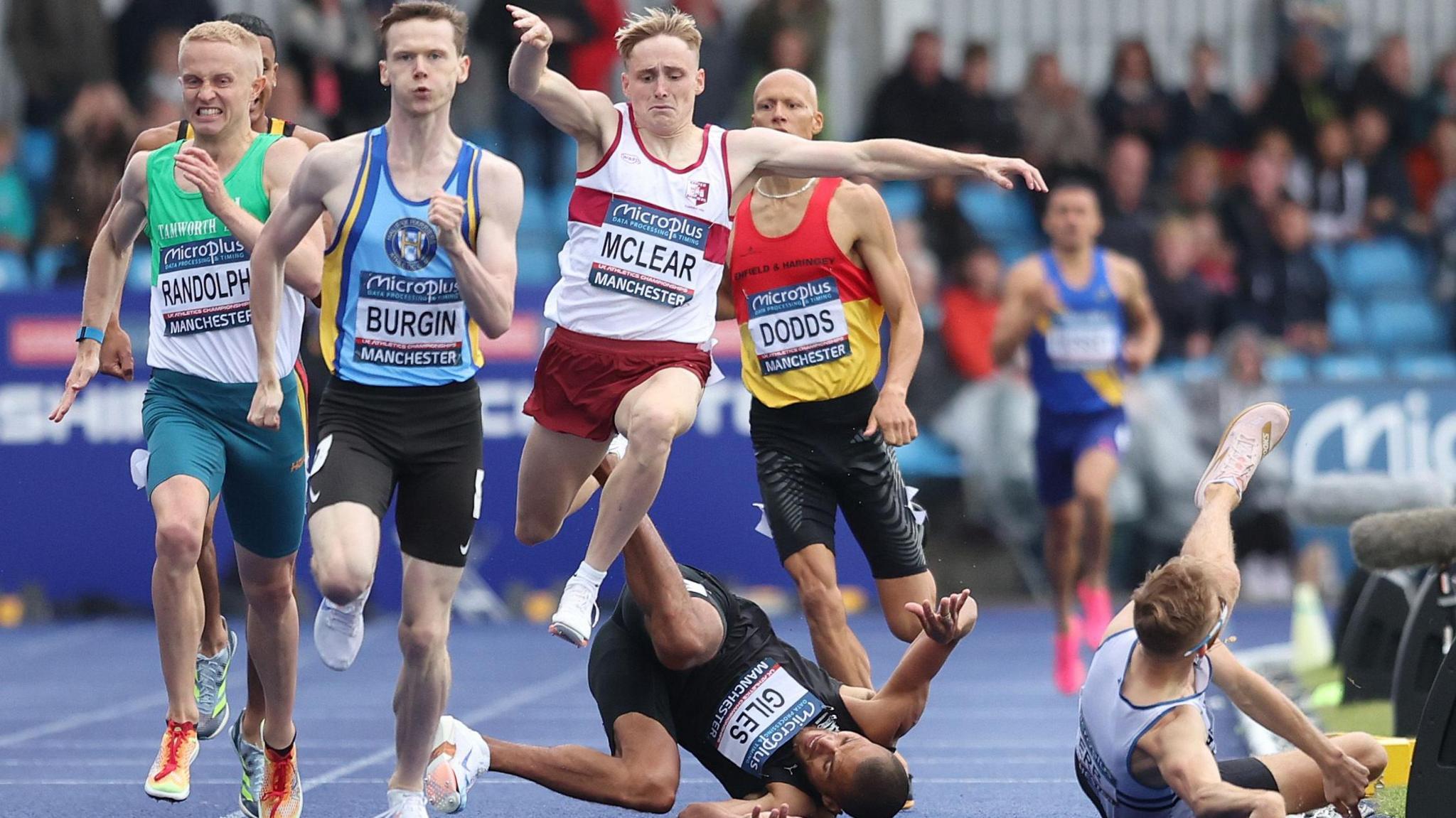 Josh Kerr falls in the 800m at the UK Athletics Championships in 2024