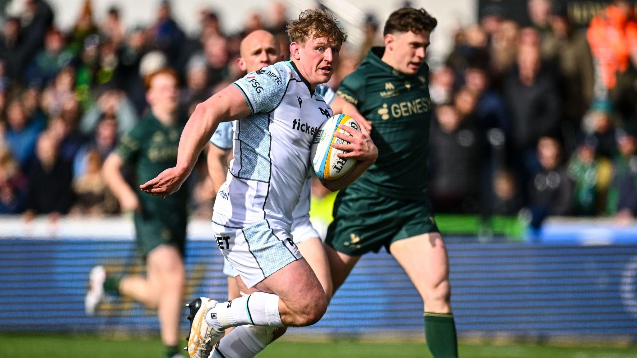 Ospreys' Jac Morgan runs with ball in hand against Connacht