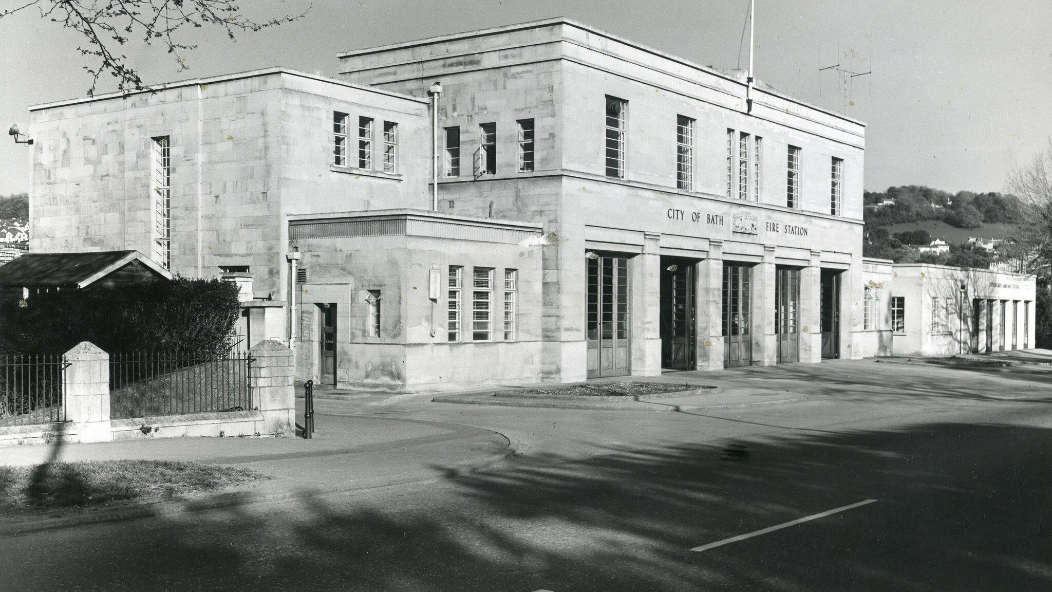 A black and white photo of Bath Fire Station in the 1930s. The photograph shows the front of the fire station from a different angle.