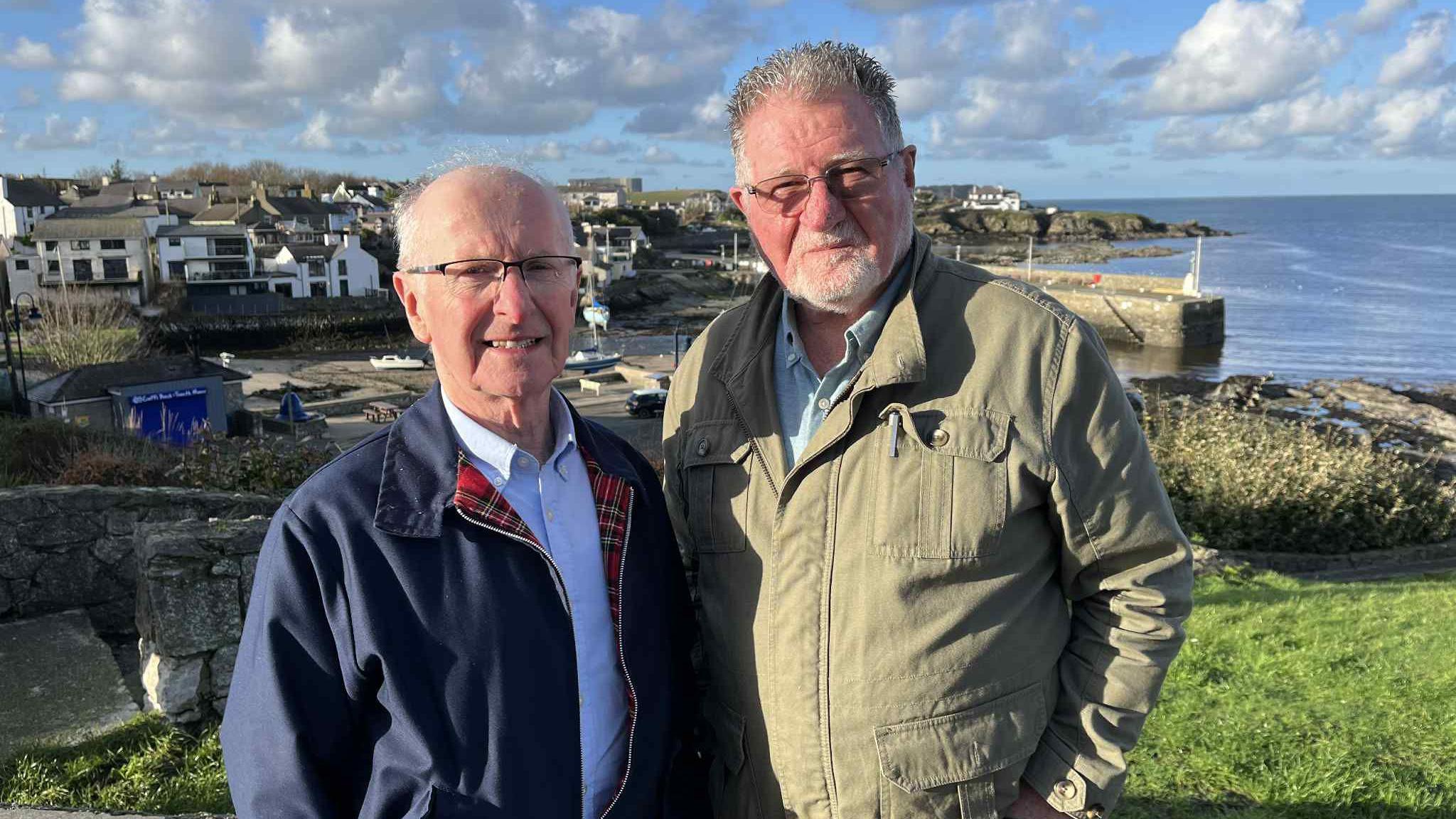 Gwilym Jones a Gron Williams yng Nghemaes