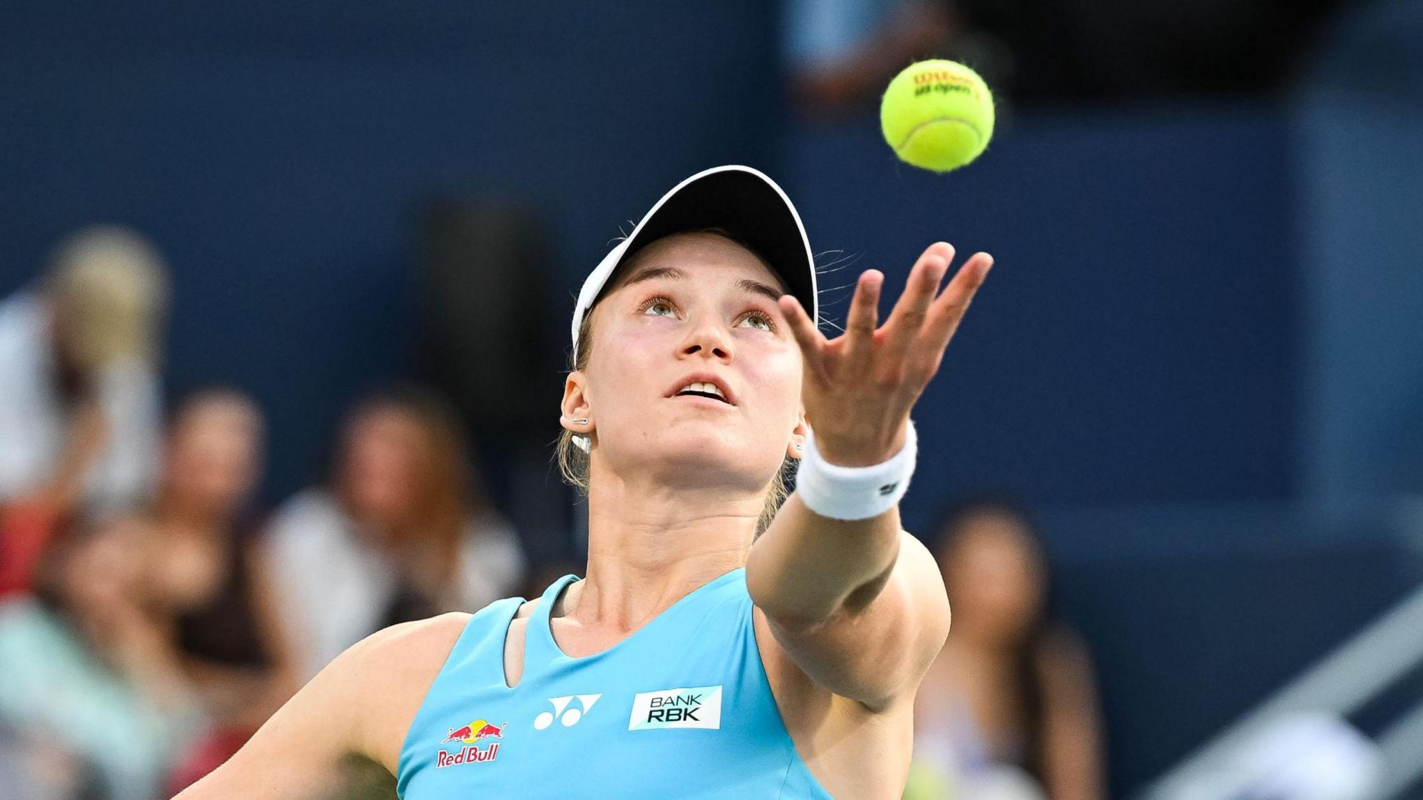Elena Rybakina serves