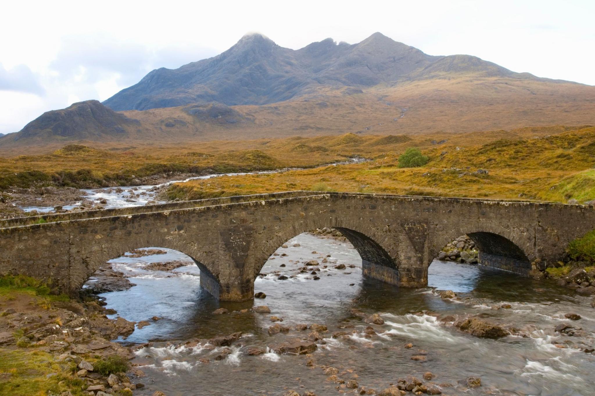 Chaidh an corp a lorg air a' Chuillthean san Eilean Sgitheanach.