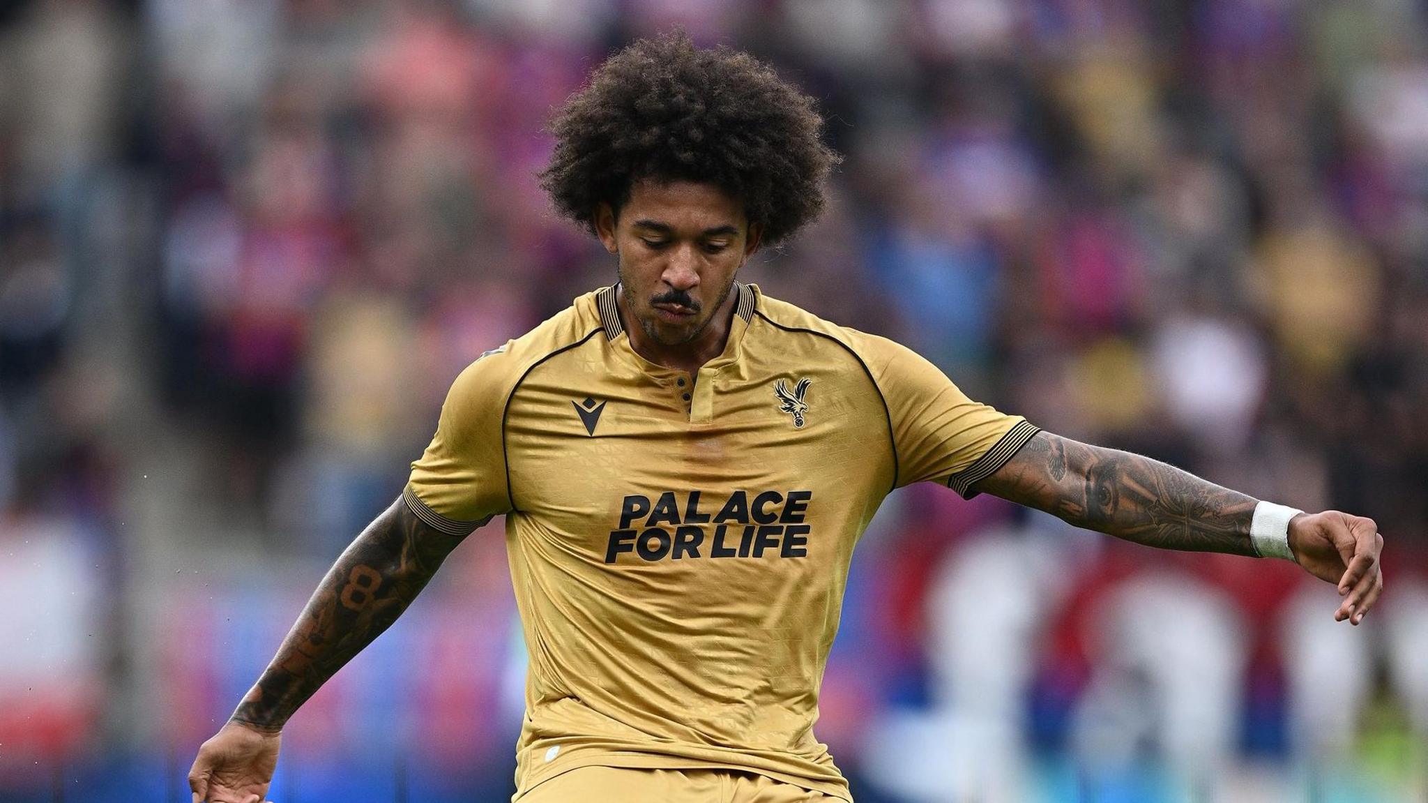 Chris Richards – Khẳng Định Chỗ Đứng Trong Hàng Thủ Crystal Palace