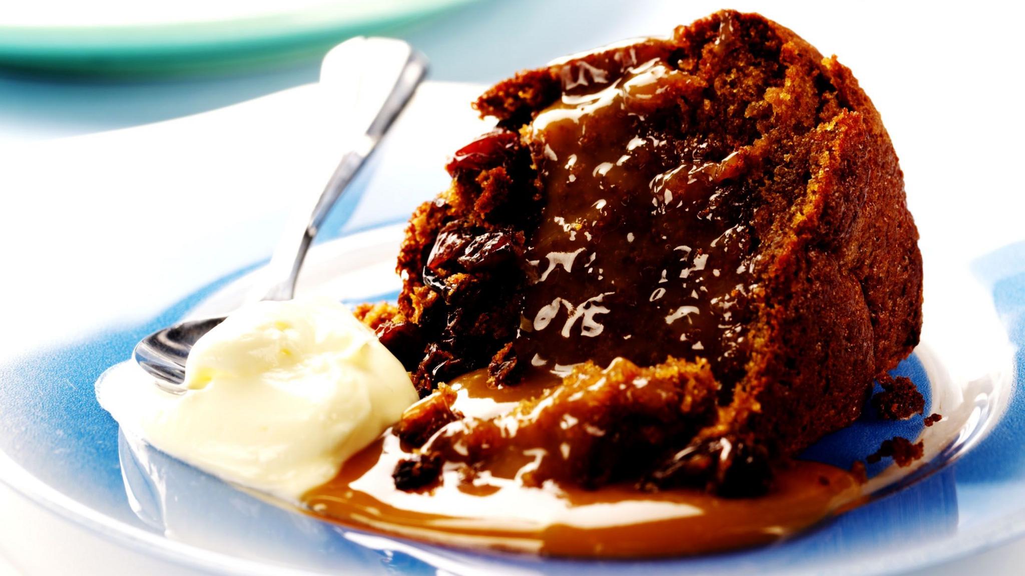 Sticky toffee pudding