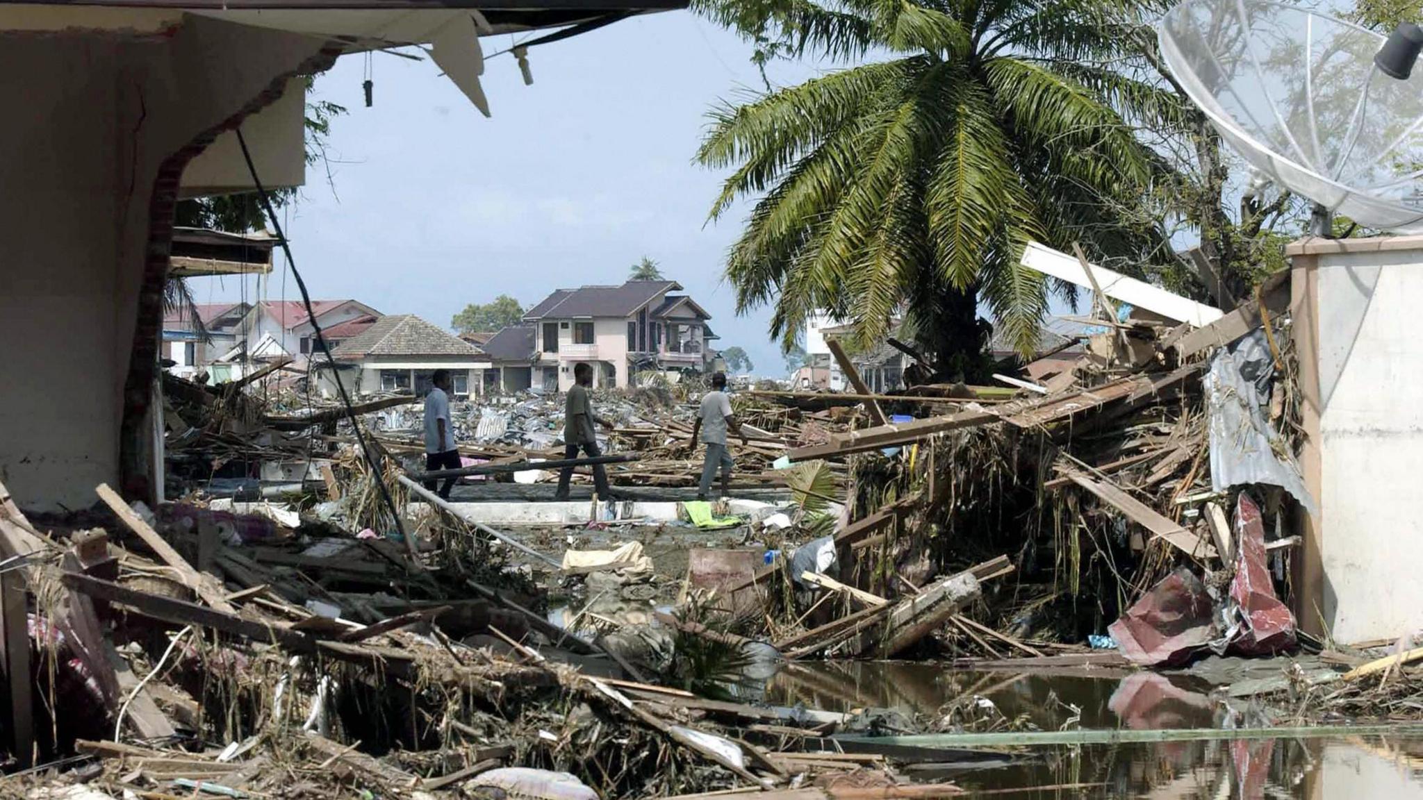 Banda Aceh, Indonesia yn Rhagfyr 2004.