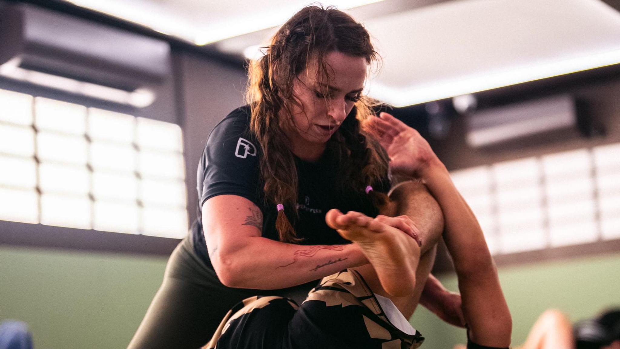 Welsh UFC Fighter Ffion Davies On Her Journey From Bouncer To Title welsh-ufc-fighter-ffion-davies-on-her-journey-from-bouncer-to-title