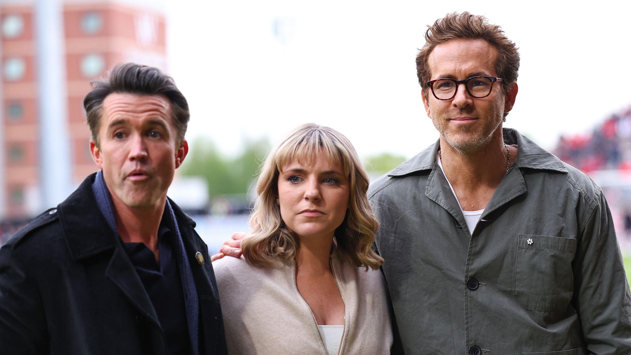 Rob McElhenney co-owner of Wrexham (L) with Kaleen Allyn (C) and Ryan Reynolds