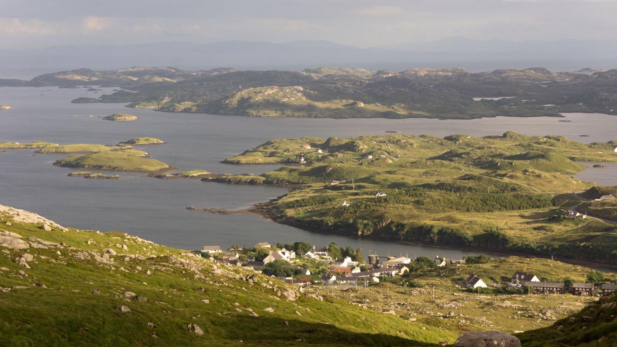 An Tairbeart sna Hearadh bho gu h-àrd