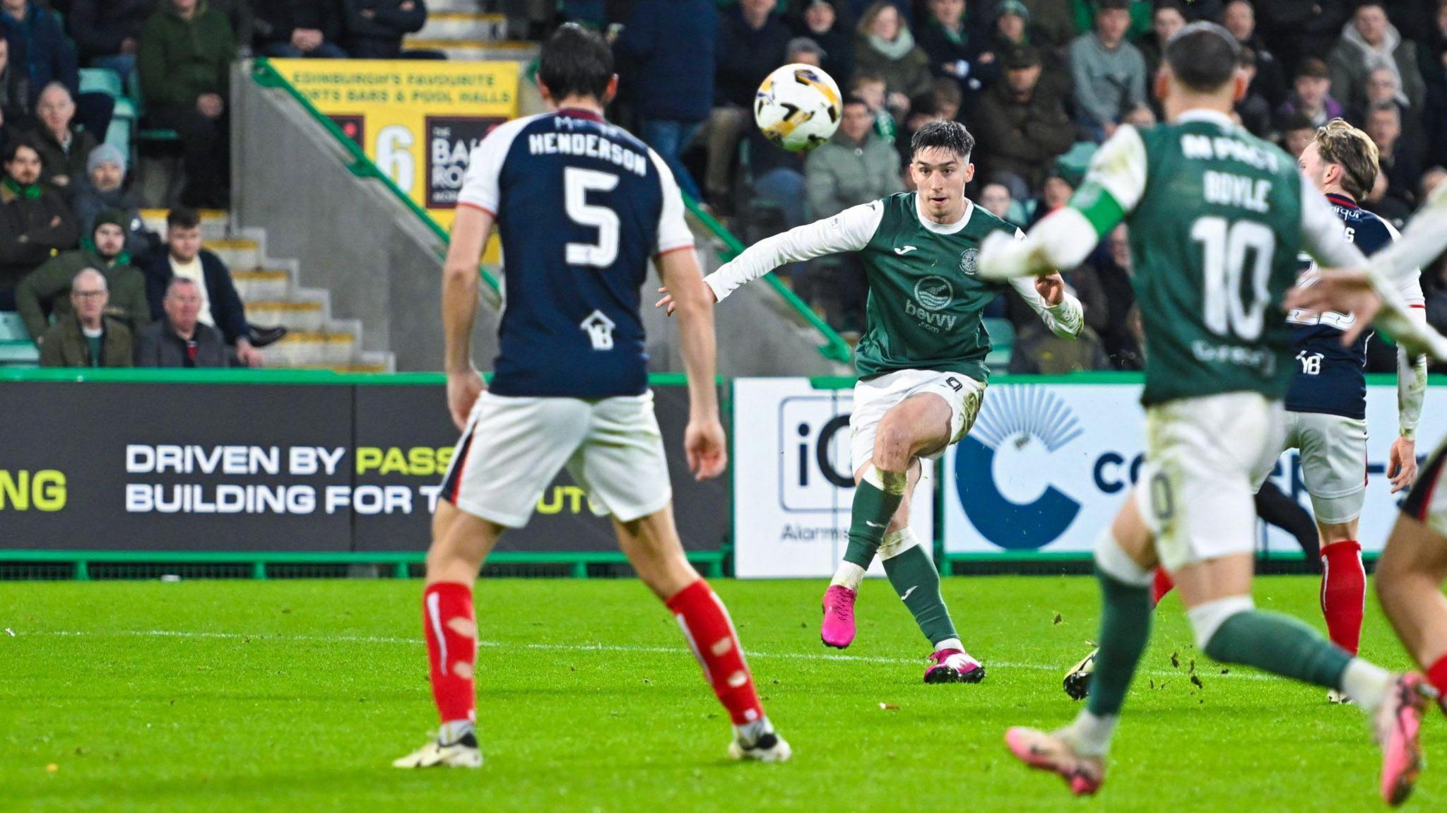 Kieron Bowie curls in Hibernian's second