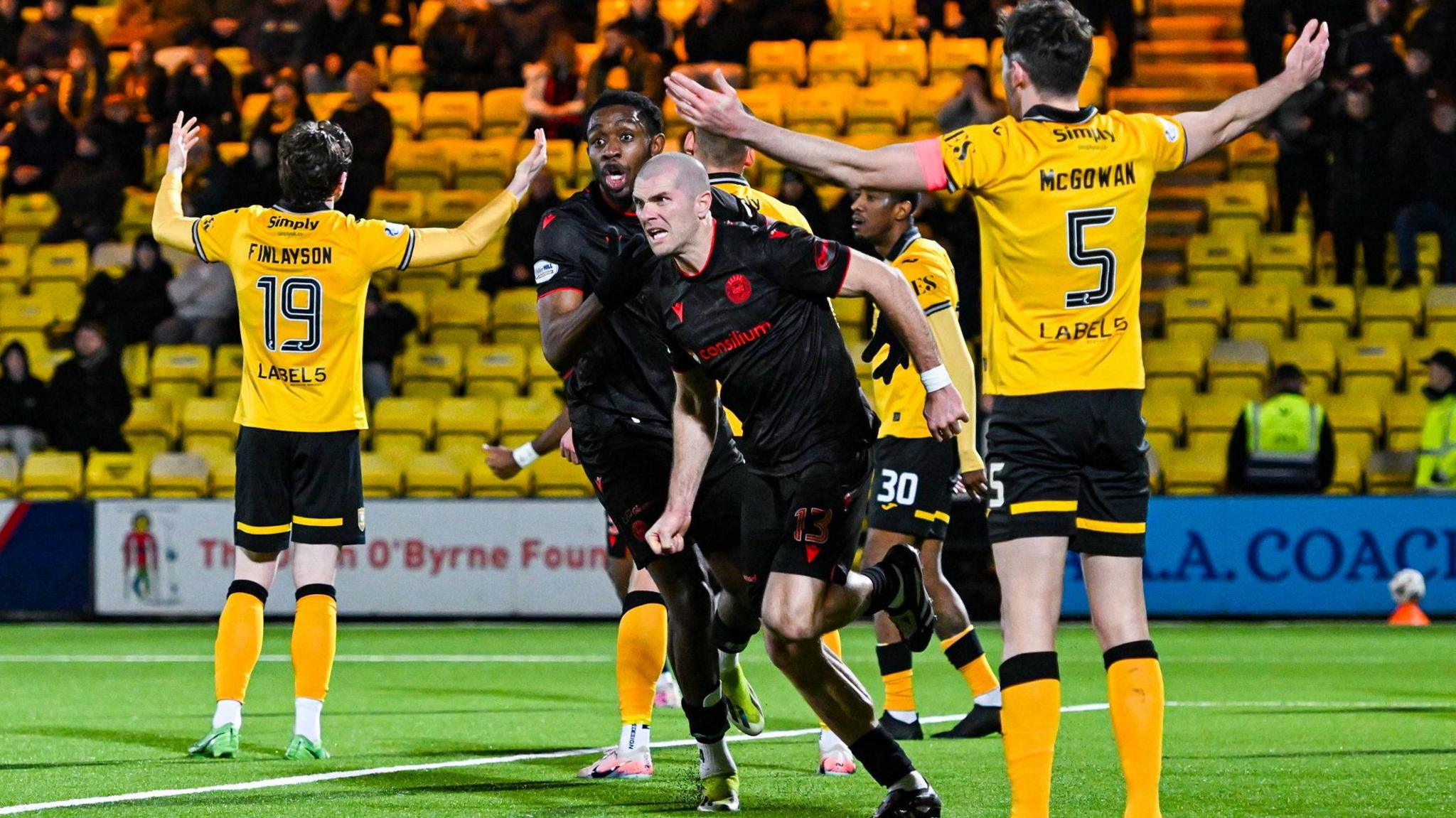 St Mirren's Alex Gogic celebrates his goal