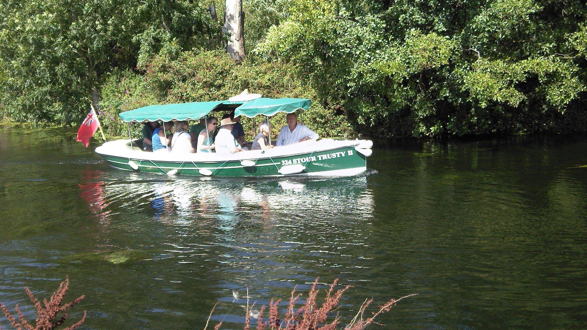 Dedham-Flatford waterbus