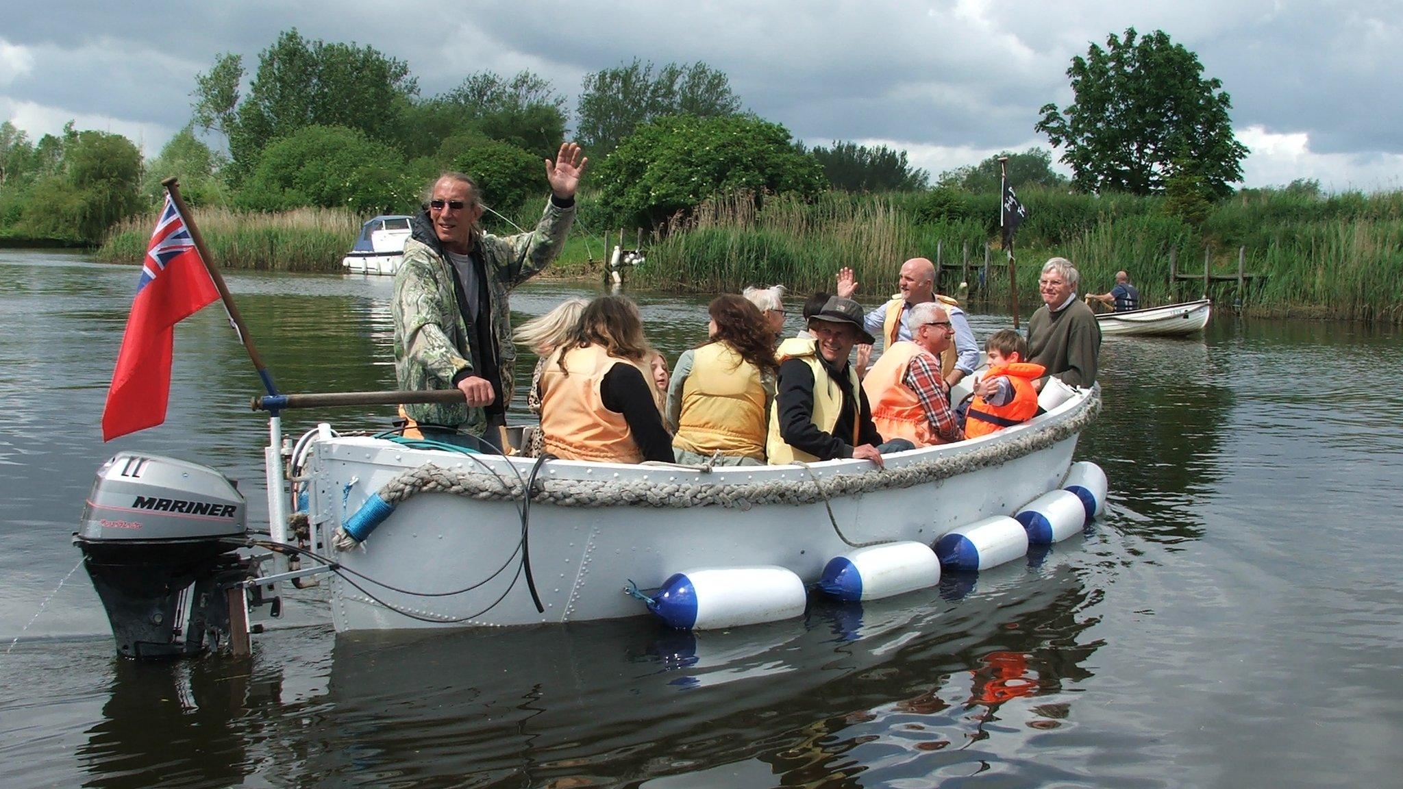 Big Dog Ferry, Beccles