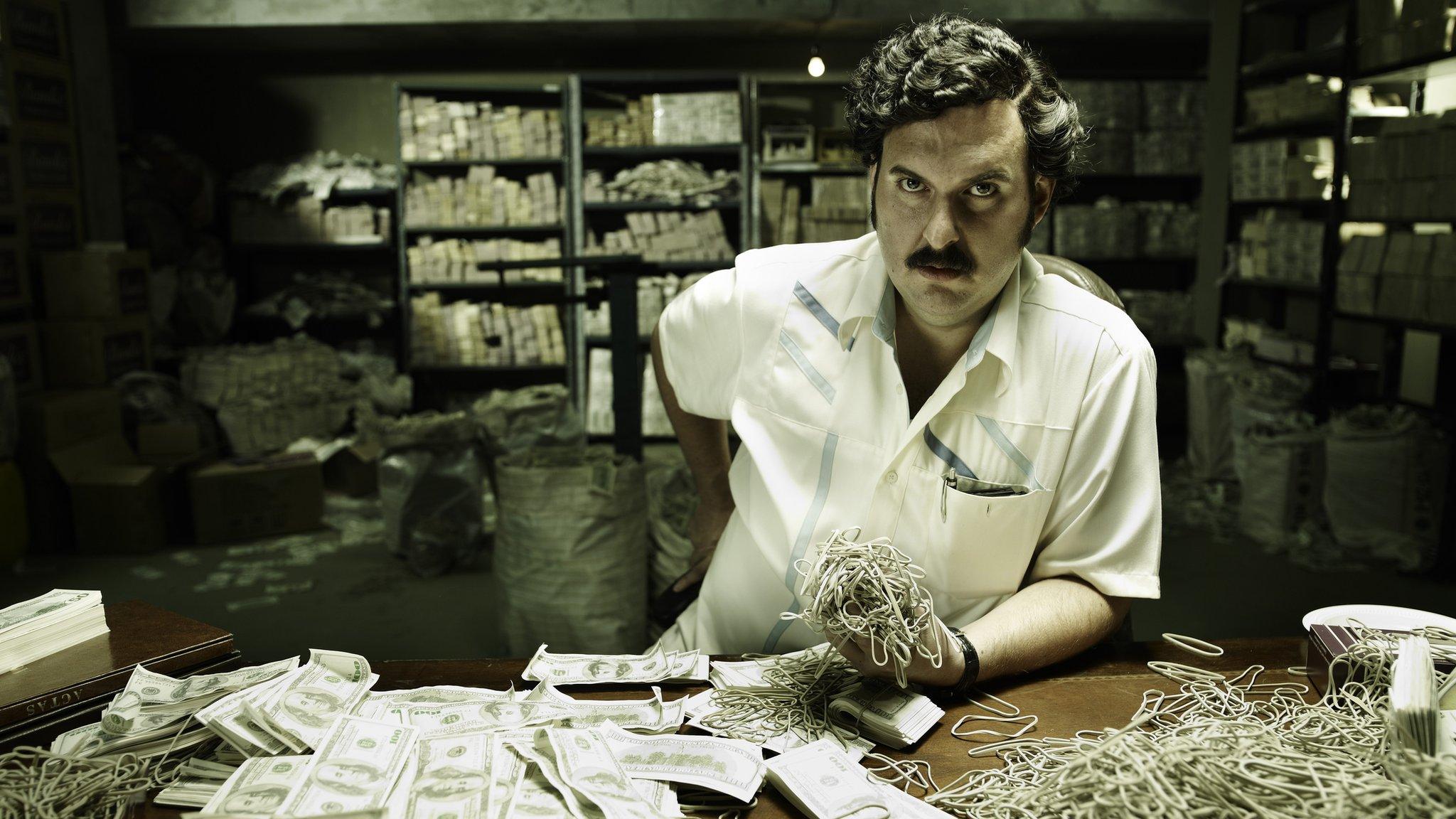 Still from Escobar: the Boss of Evil made by Caracol Television and starring Andres Parra as Escobar