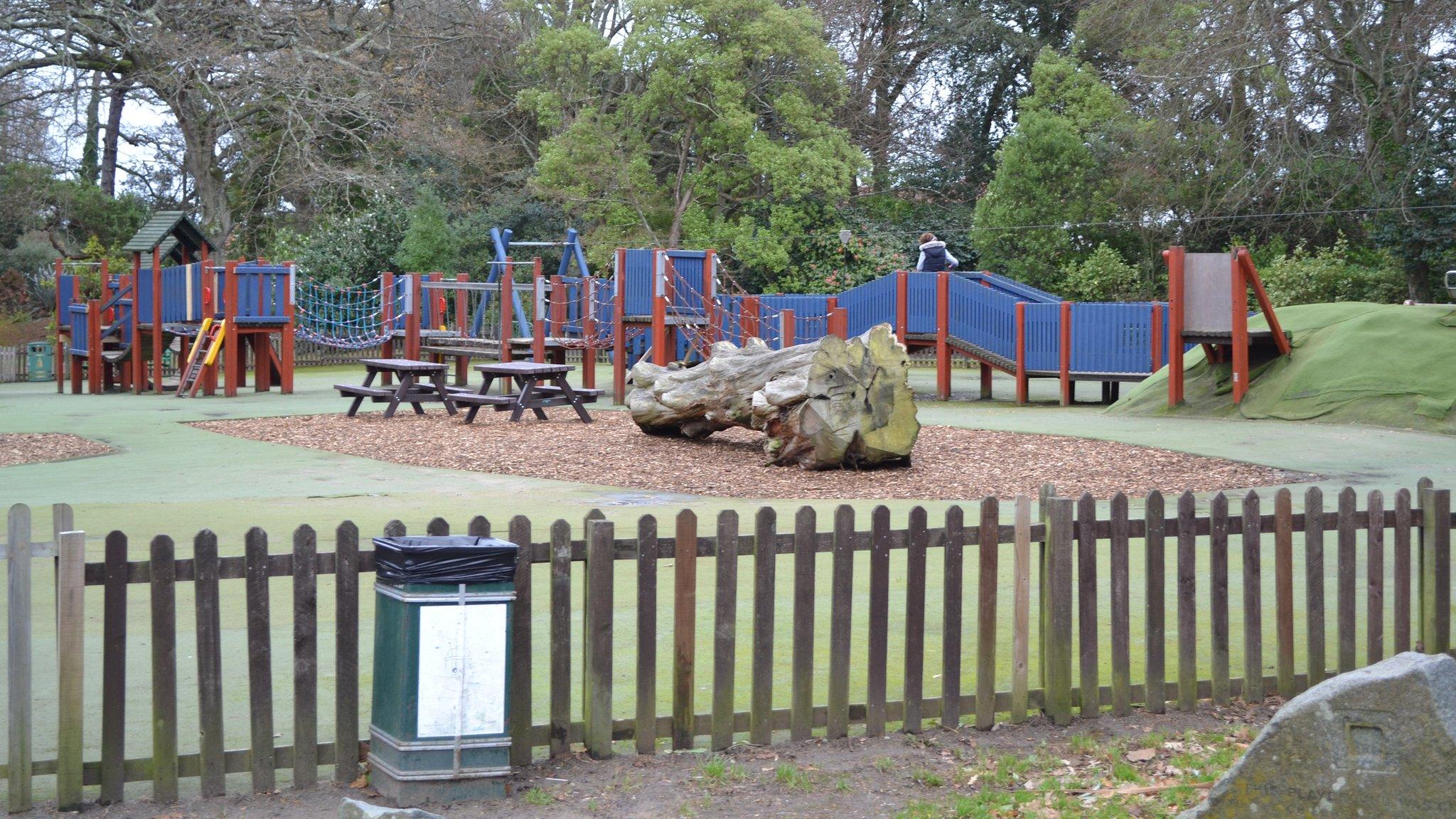 Saumarez Park playground