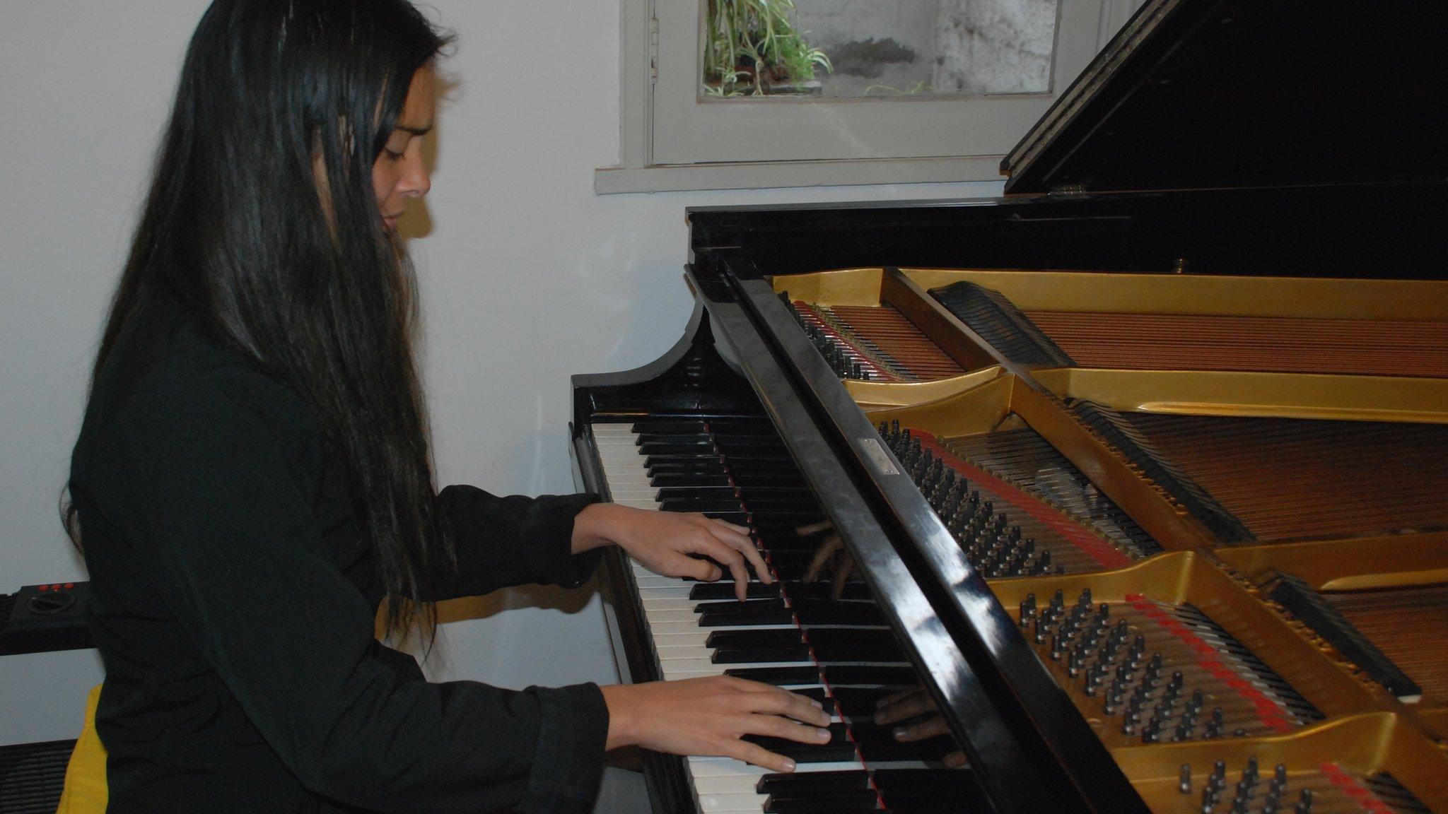 Easter Islander and concert pianist Mahani Teave