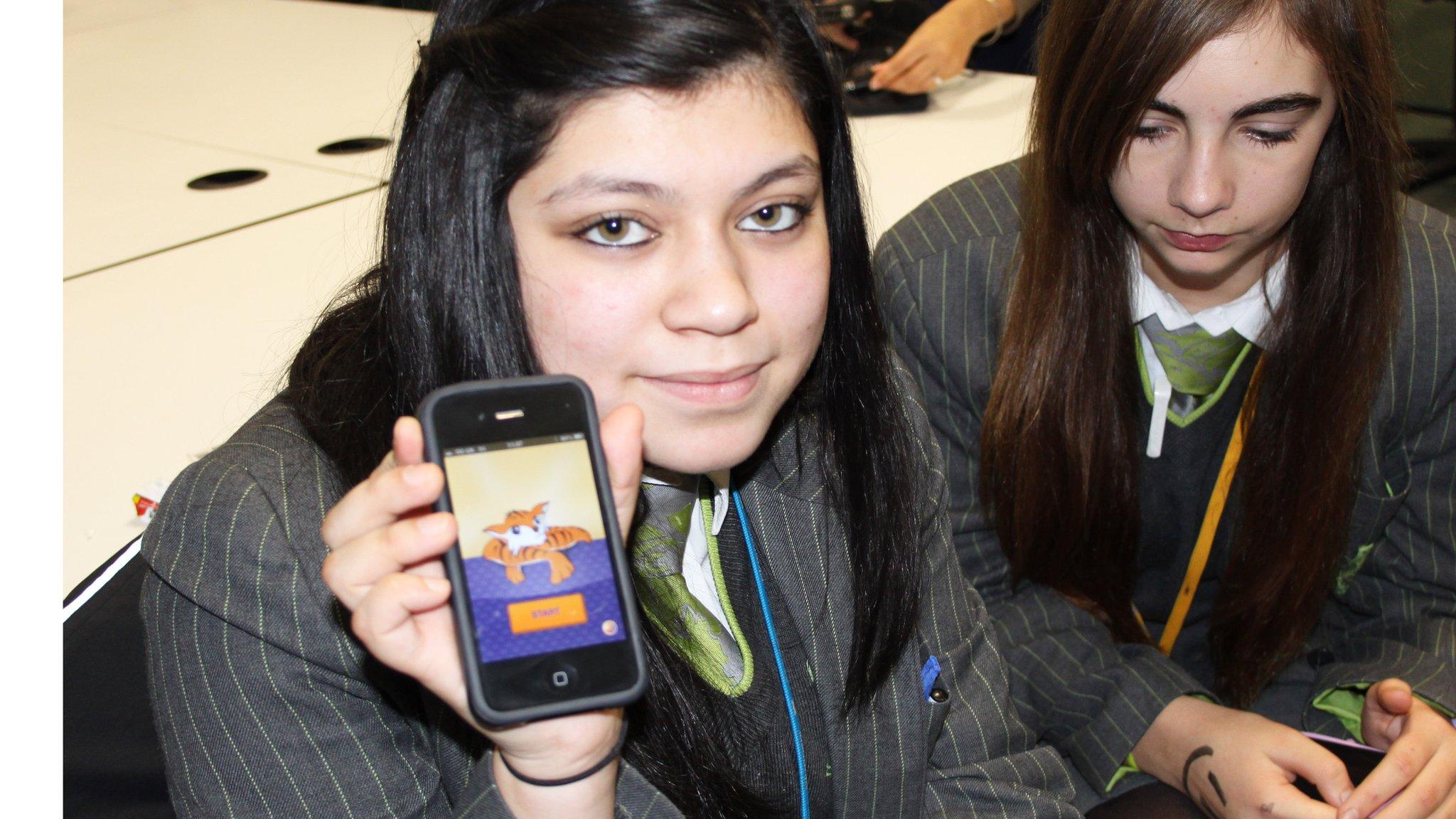 Pupils at Skinners Academy in Hackney try new forced marriage app