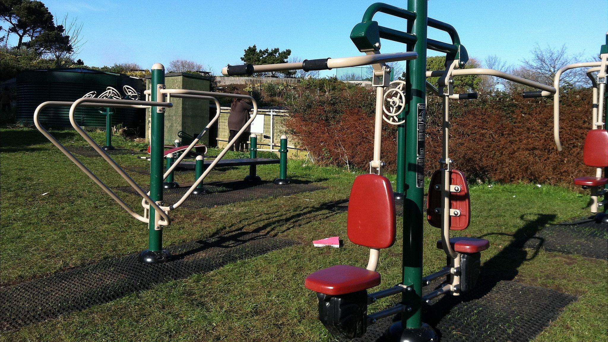 Outdoor gym in Delancey Park