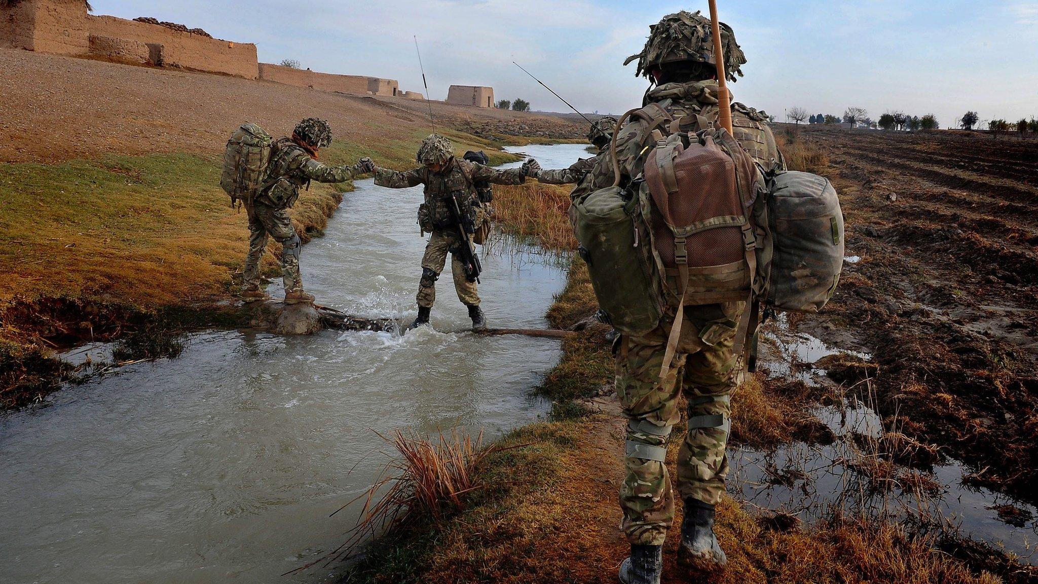 40 Commando, Dec 2012, on patrol in Nahr-e-Saraj district