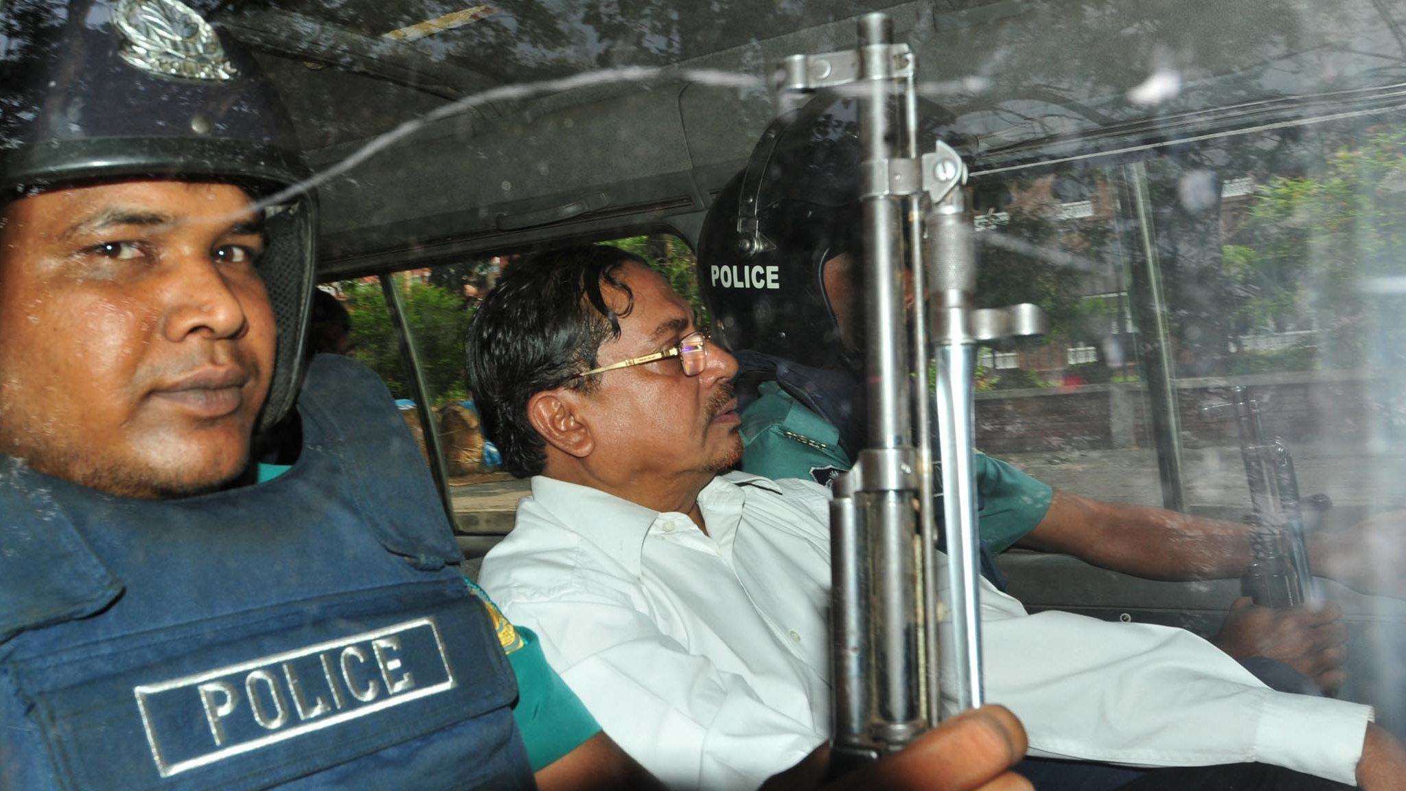 Muhammad Kamaruzzaman being driven to tribunal, Dhaka, Bangladesh, 9 May 2013